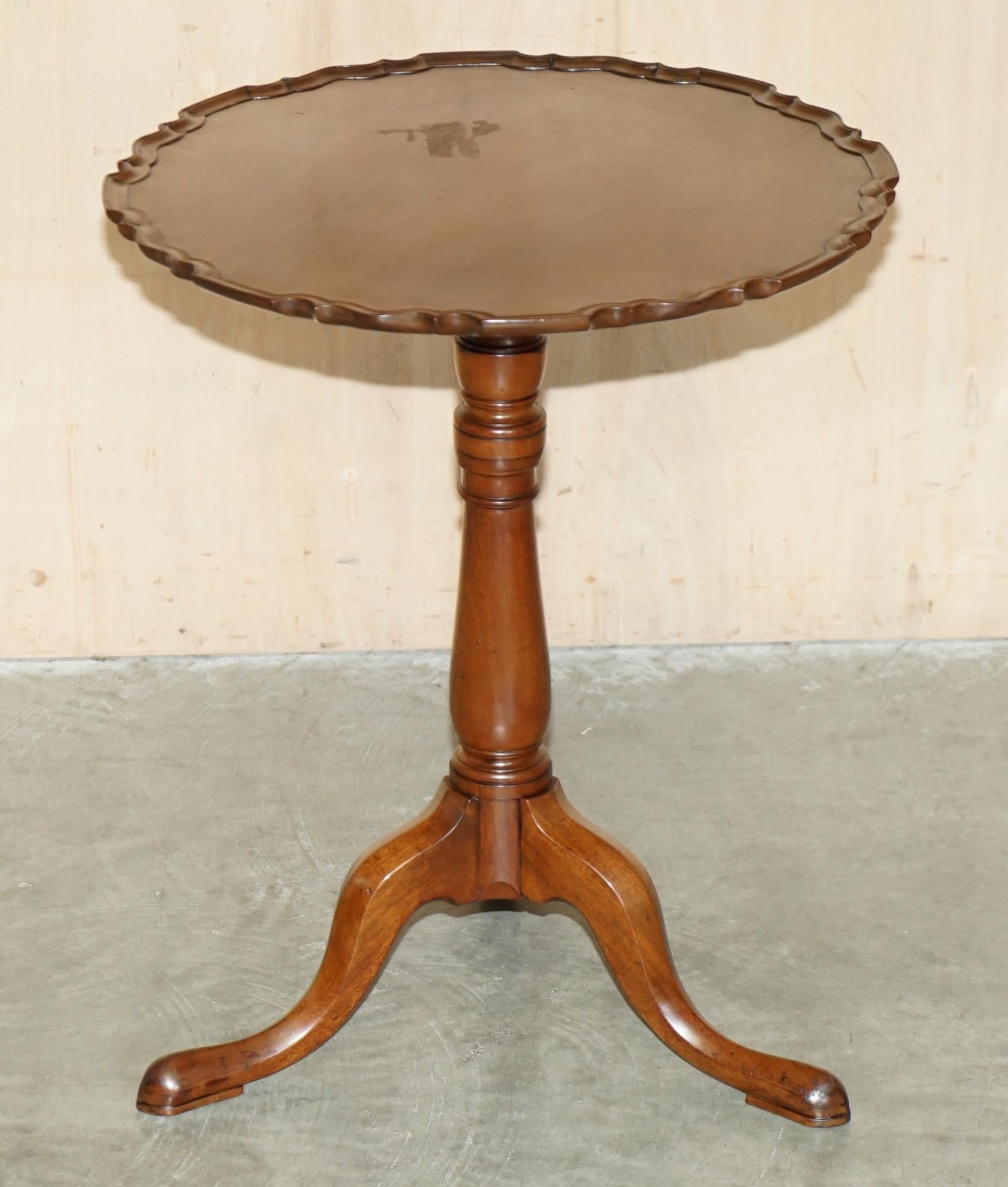 Royal House Antiques

Royal House Antiques is delighted to offer for sale this lovely circa 1910 flamed mahogany Pie Crust edge tripod lamp table

Please note the delivery fee listed is just a guide, it covers within the M25 only for the UK and