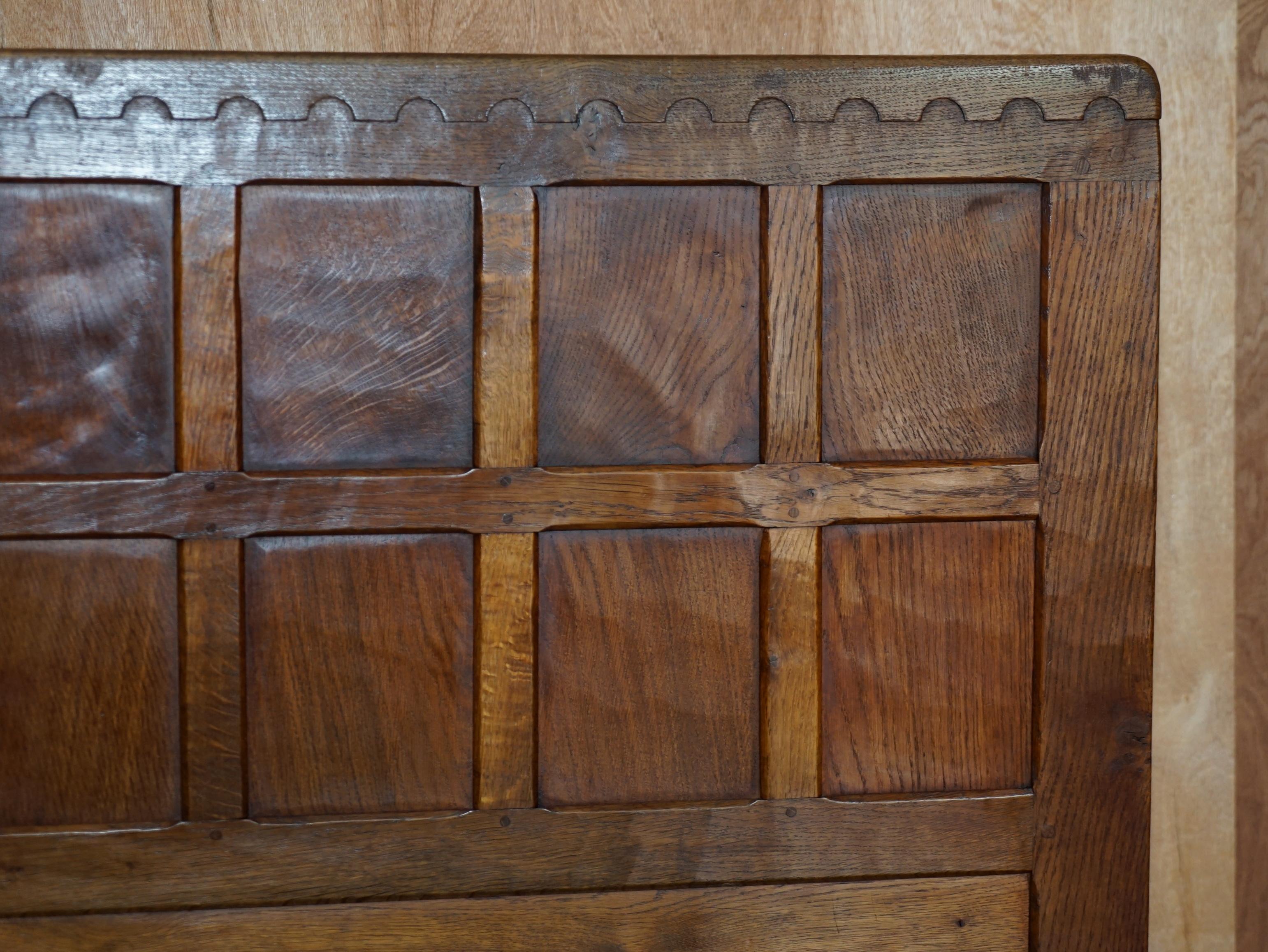 Lovely circa 1930's Robert Mouseman Thompson Burr Oak Single Bed Frame Bedstead 2