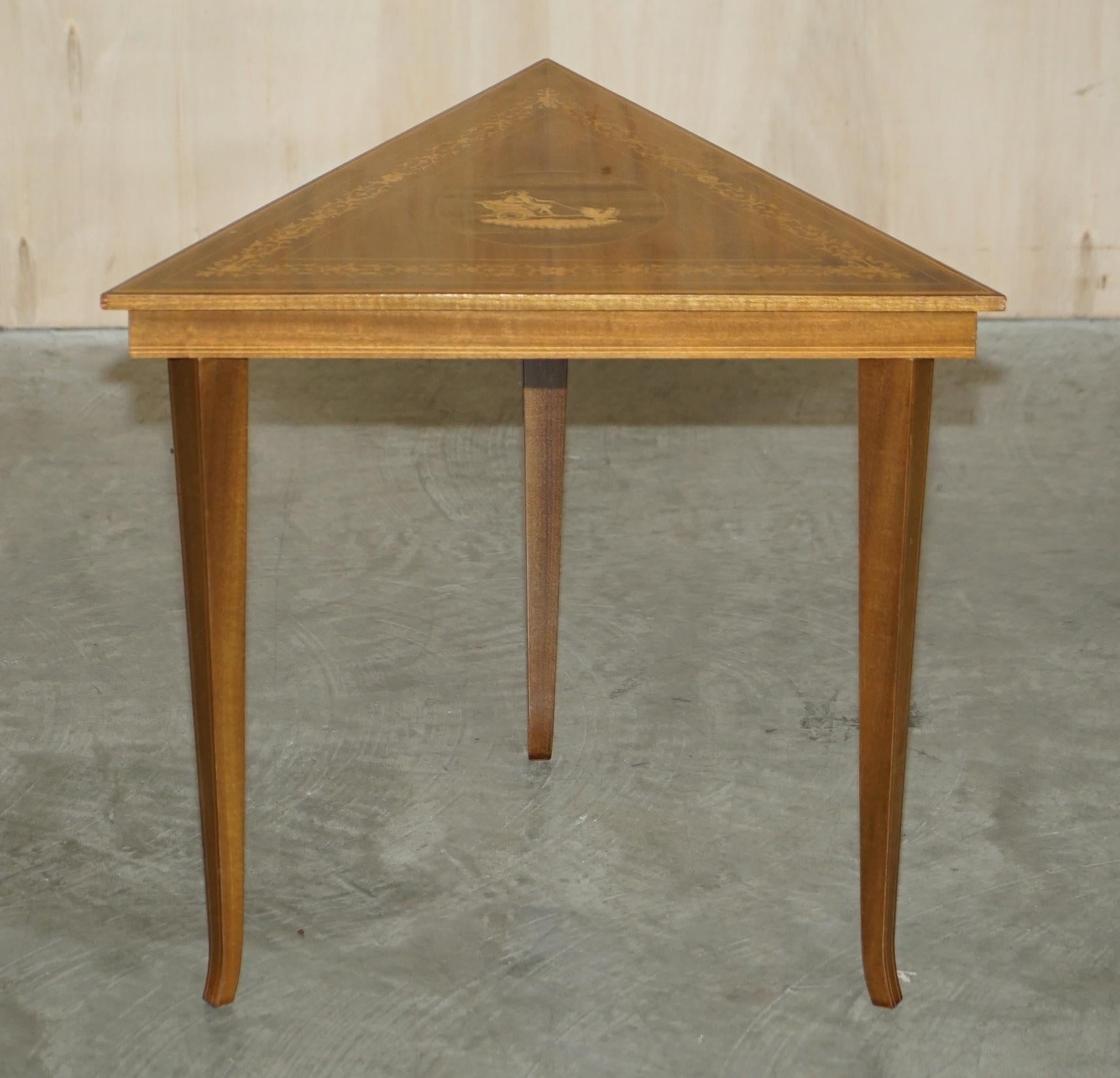 Lovely circa 1950's Vintage Italian Marquetry Inlaid Nest of Six Triangle Tables For Sale 12