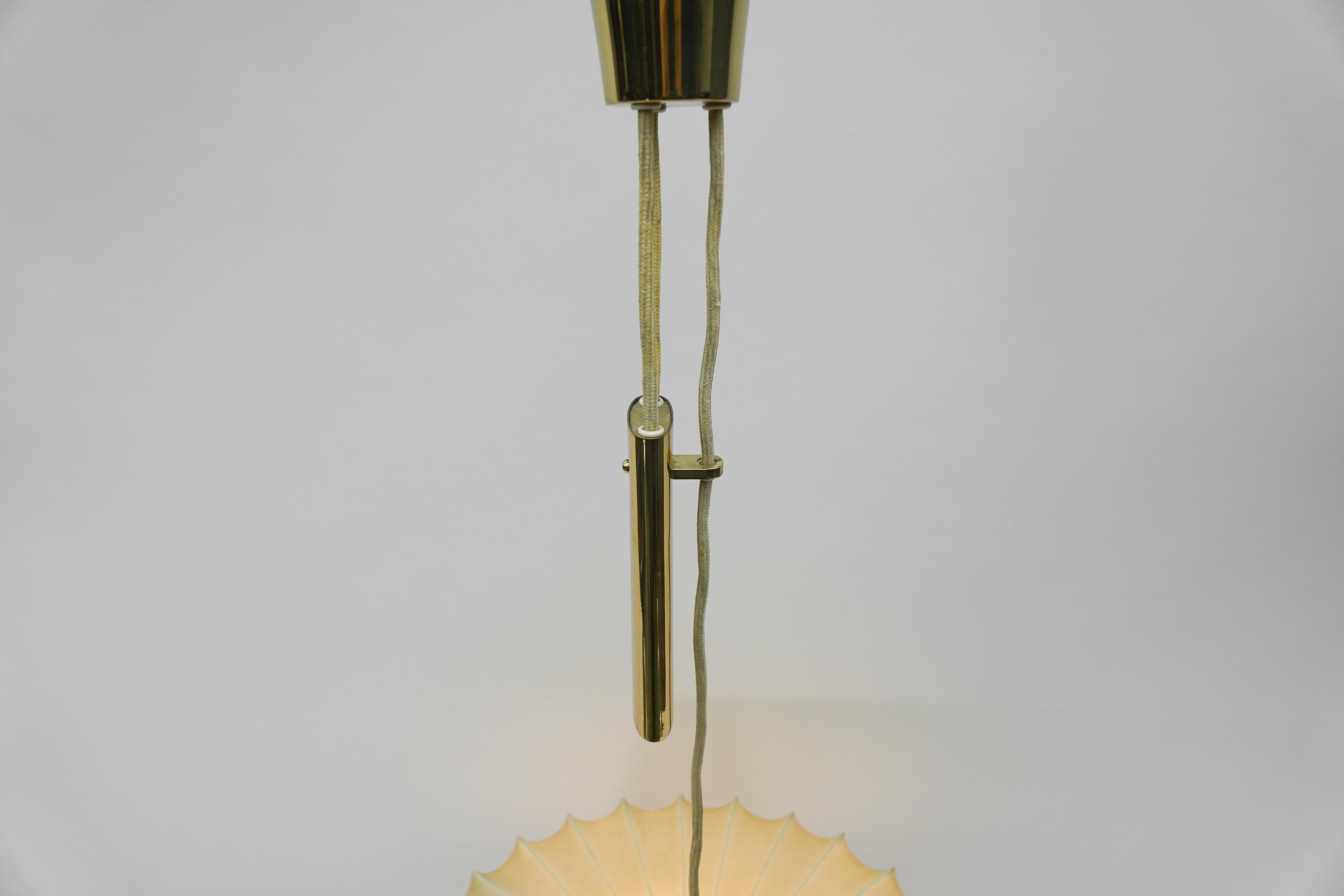 Lovely Cocoon Counterweight Hanging Lamp by Münchener Werkstätten, 1950s Germany For Sale 14