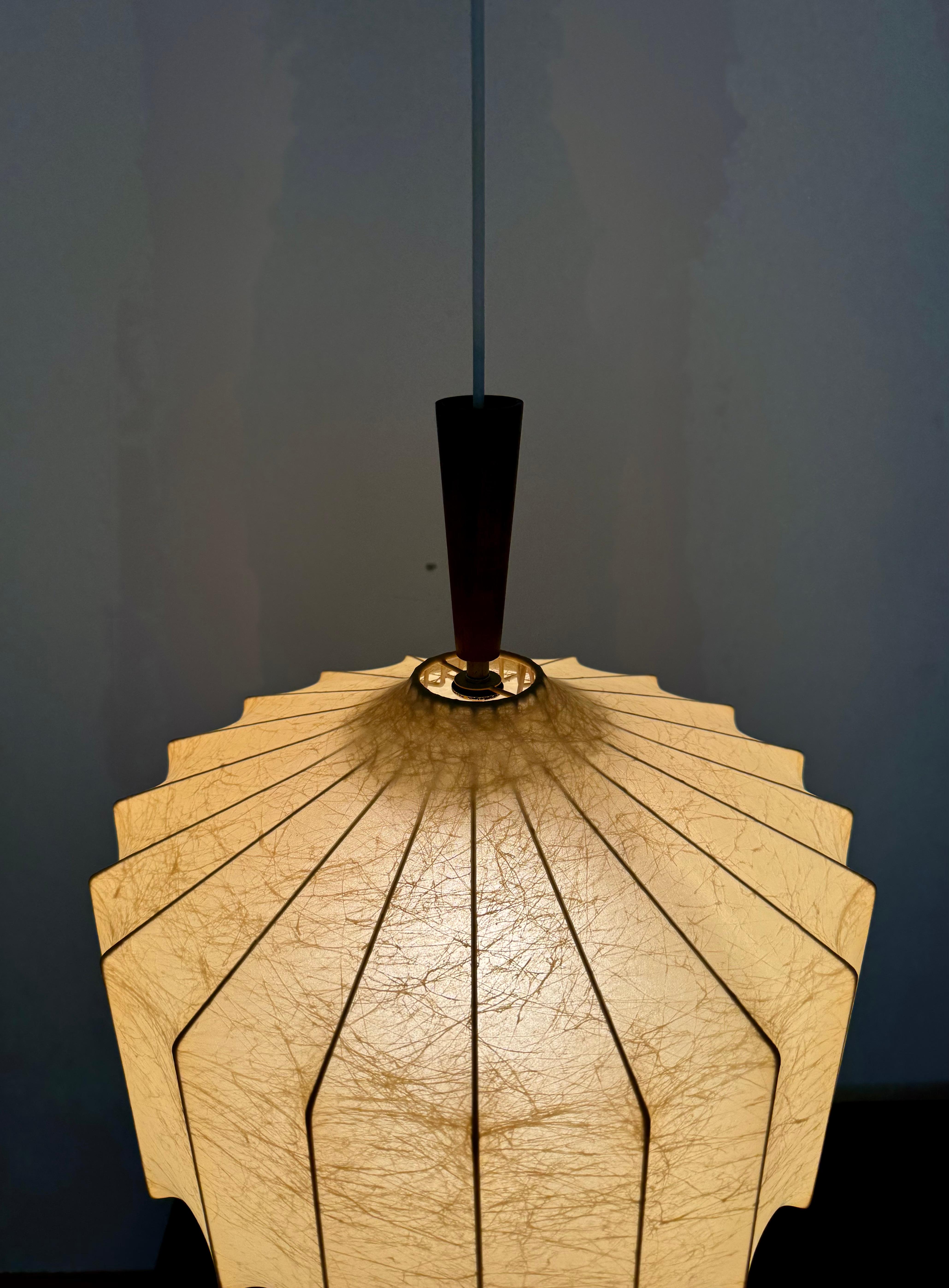 Lampada a sospensione Cocoon in vendita 7