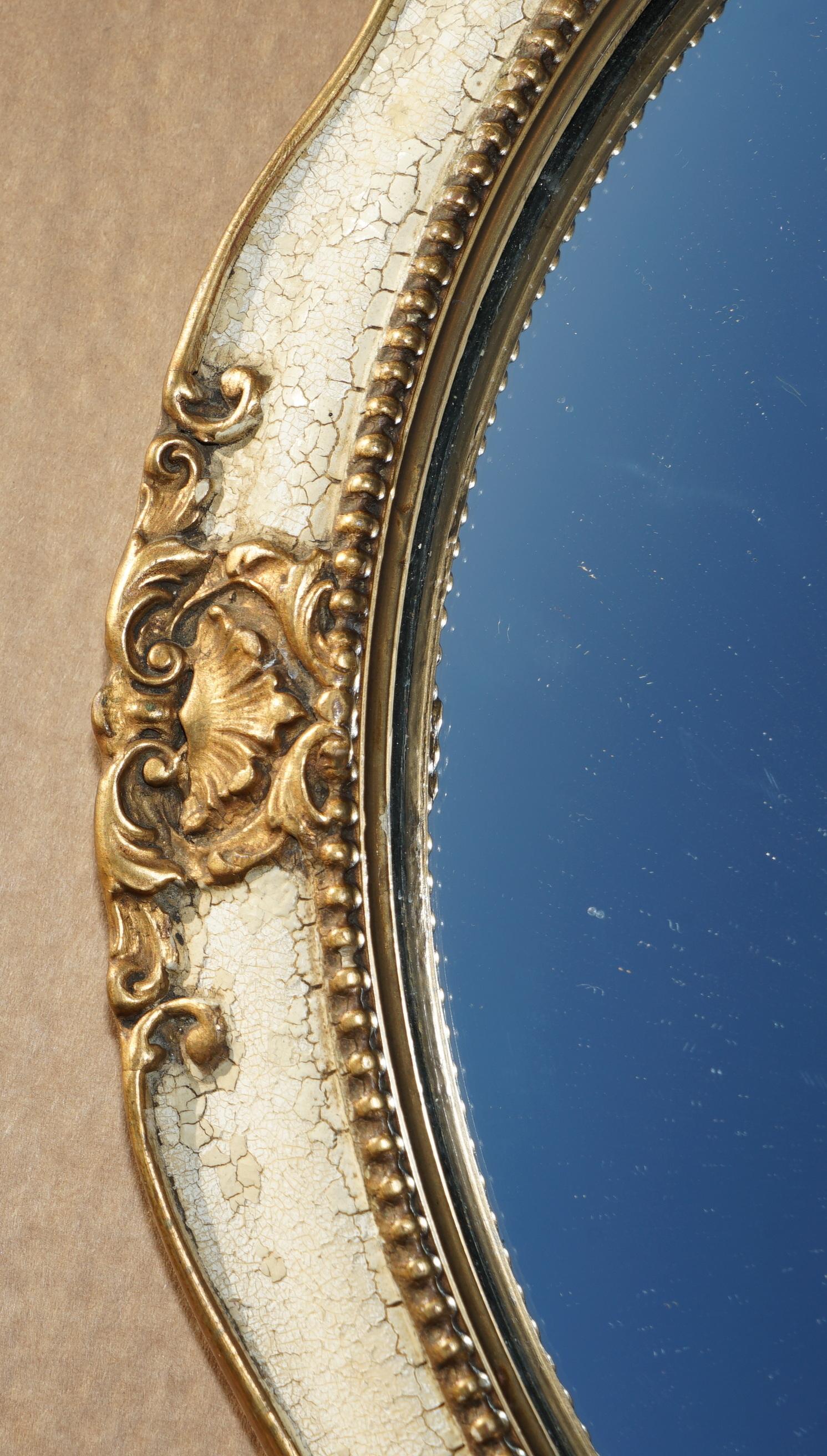 LOVELY COLLECTABLE ANTiQUE FRENCH ORIGINAL PAINT CONVEX BUTLERS WALL MIRROR mediados del siglo XX en venta