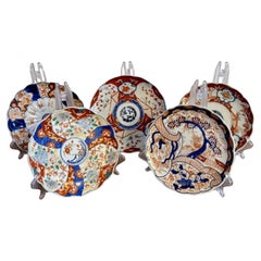 Lovely collection of five antique Japanese imari plates
