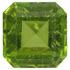 Lovely Color Apple Green Tourmaline 4.605 Carats Tourmaline Stone for Jewellery