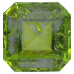 Lovely Color Apple Green Tourmaline 4.605 Carats Tourmaline Stone for Jewellery