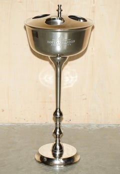 LOVELY CONTEMPORARY MOET & CHANDON CHAMPAGNE BUCKET TABLE HOLDS 4 BOTTLEs