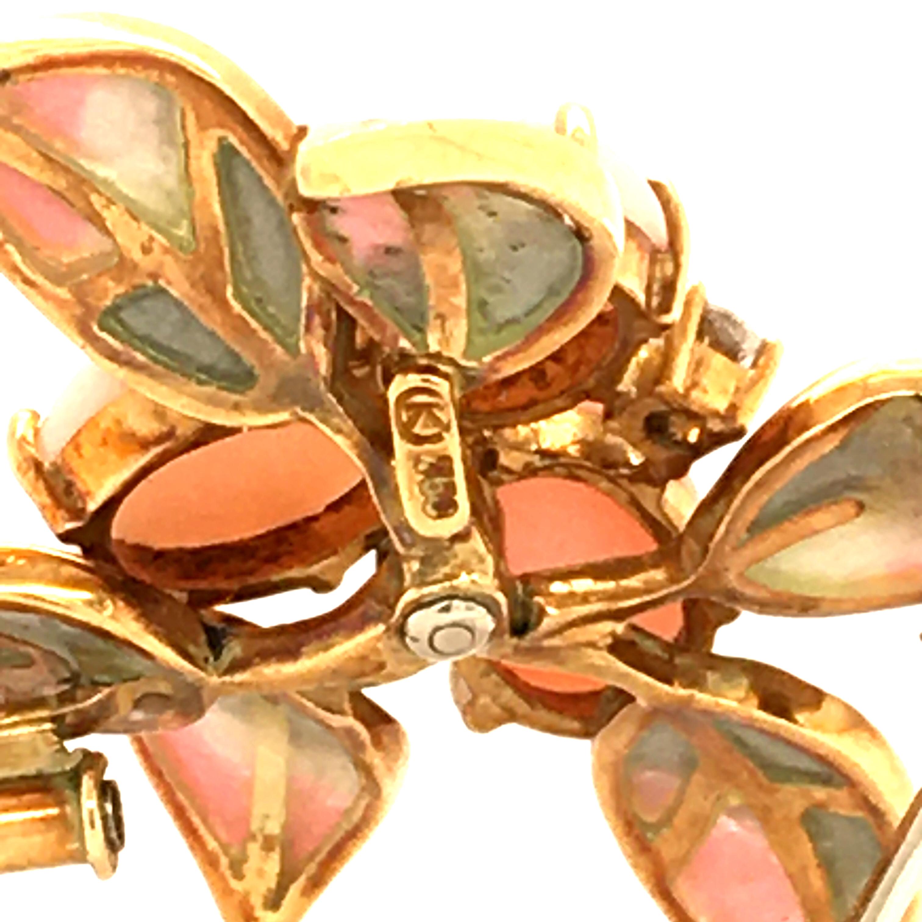 Lovely Coral and Diamond Enamel Brooch in 18 Karat Yellow Gold For Sale 3