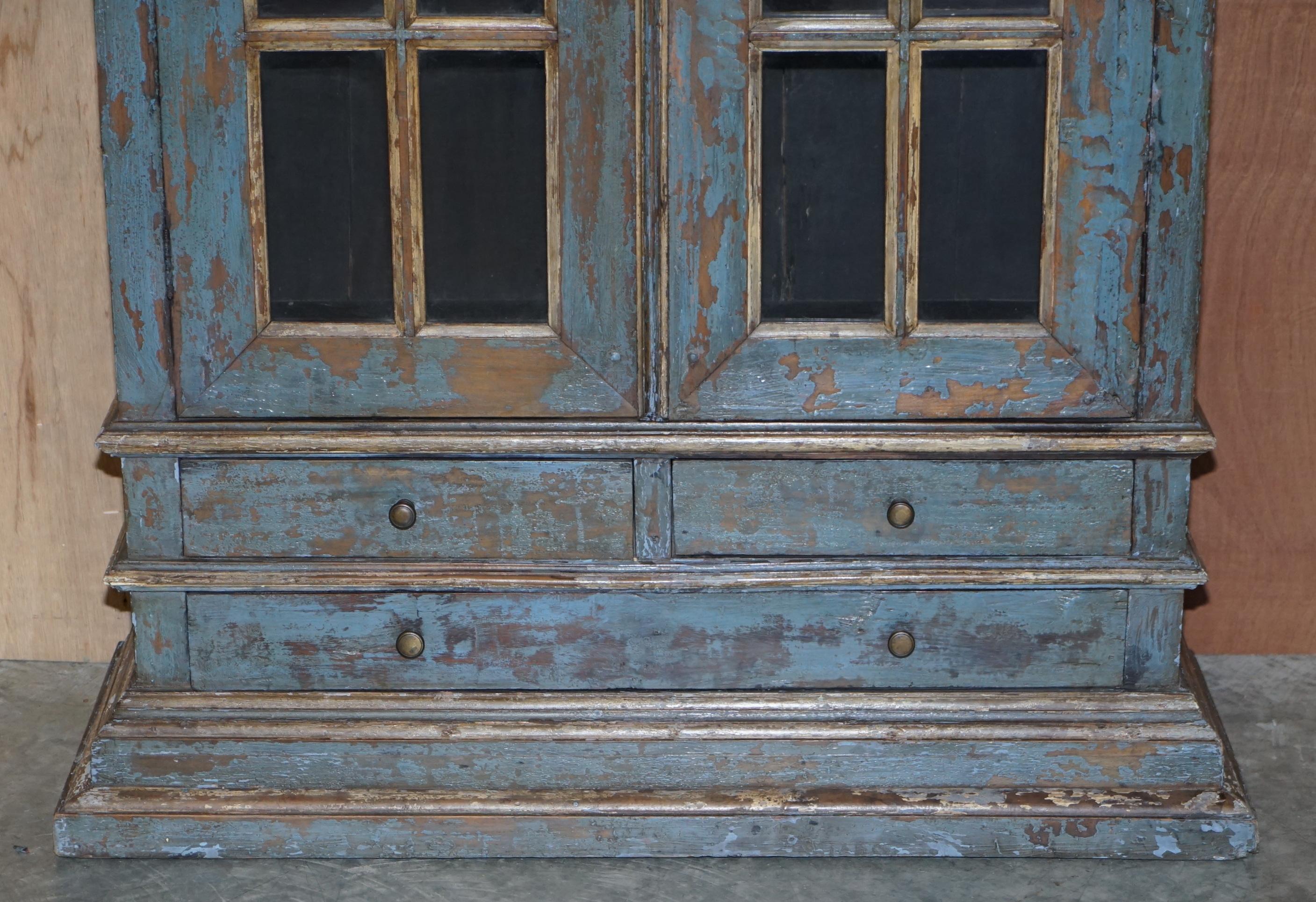 antique blue cabinets