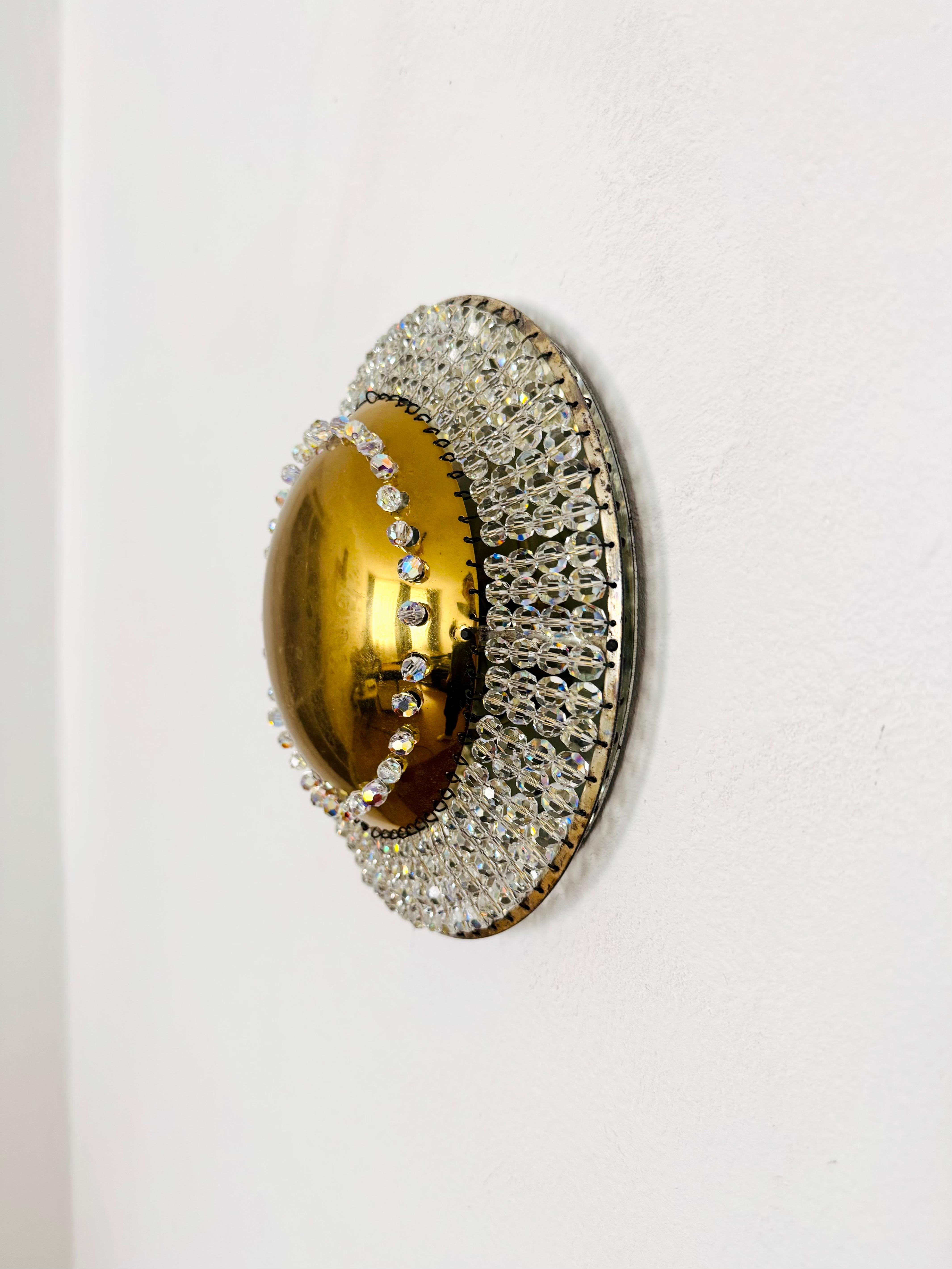 Wunderschöne Wandleuchte aus Kristallglas oder Einbaubeleuchtung (Mitte des 20. Jahrhunderts) im Angebot