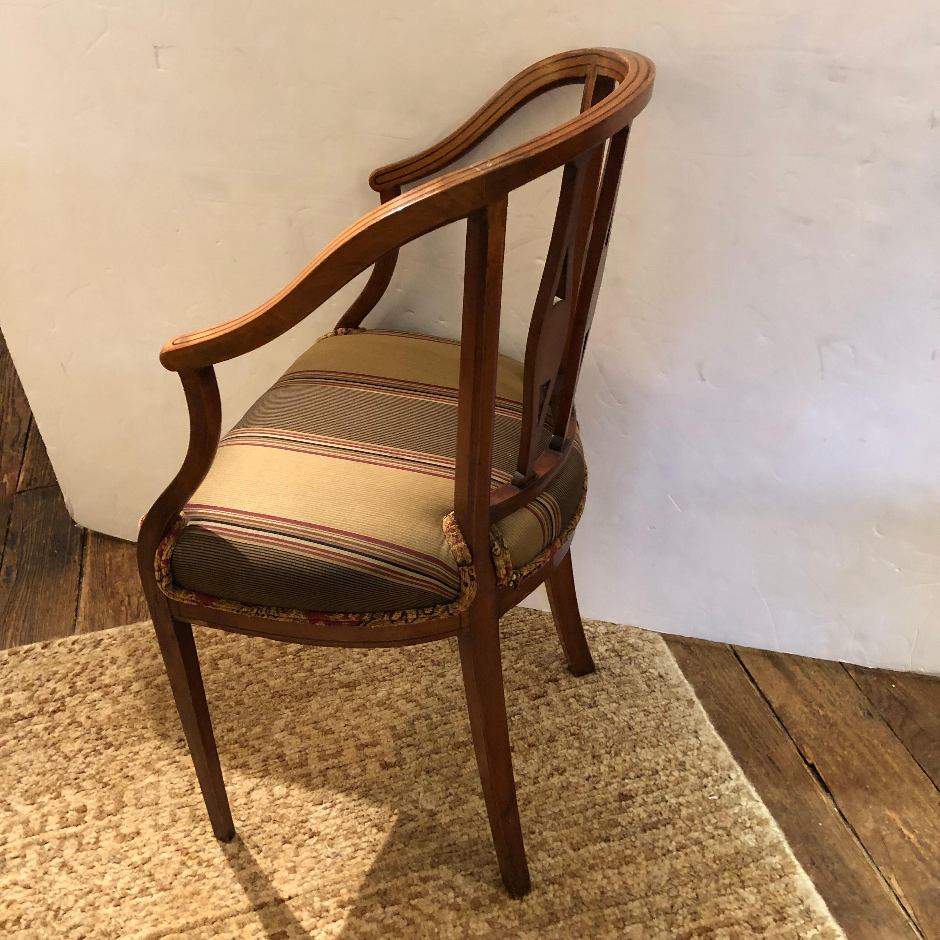 Lovely Curved French Fruitwood Inlaid Salon or Desk Chair For Sale 1