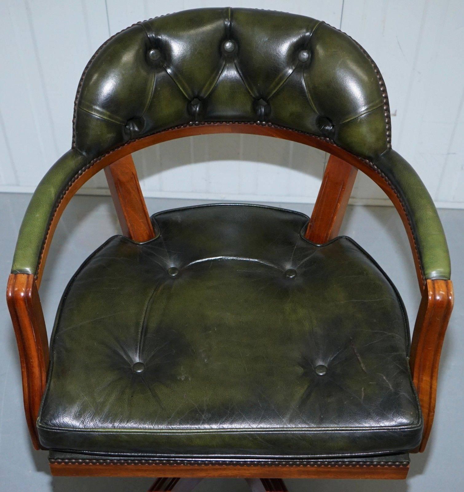 green captains chair