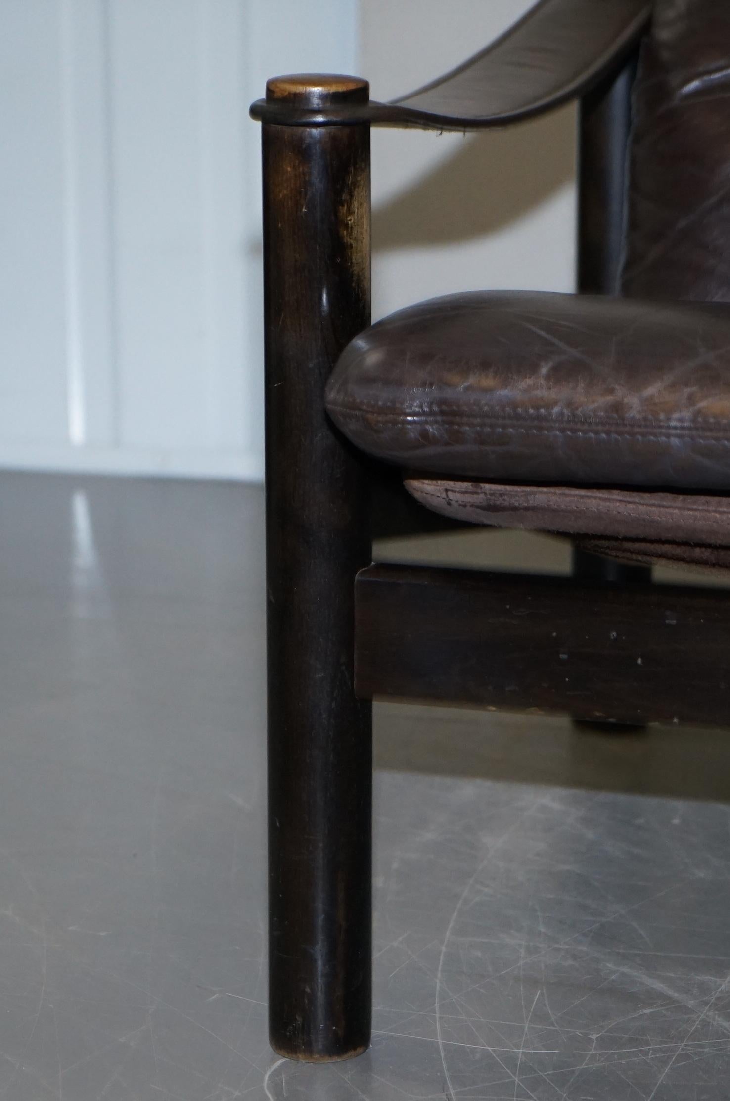 Lovely Danish Brown Leather Mid-Century Modern Armchair & Chesterfield Footstool For Sale 3