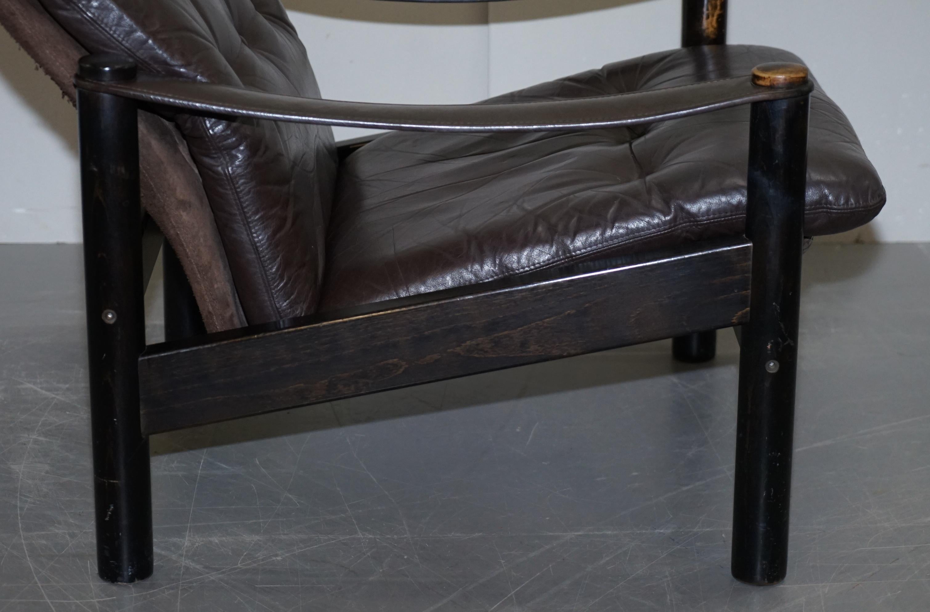 Lovely Danish Brown Leather Mid-Century Modern Armchair & Chesterfield Footstool For Sale 5