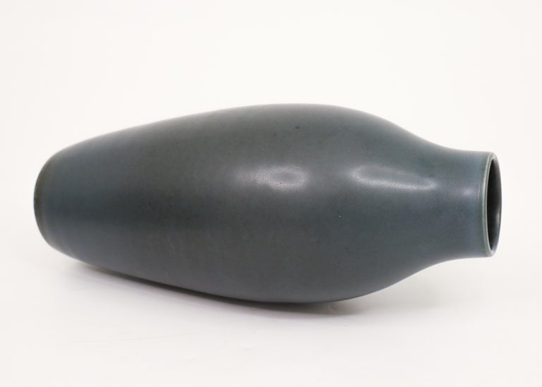 Vase Céramique Bleu Rörstrand Par Carl-Harry Stålhane - Années 50, Design Mid-century