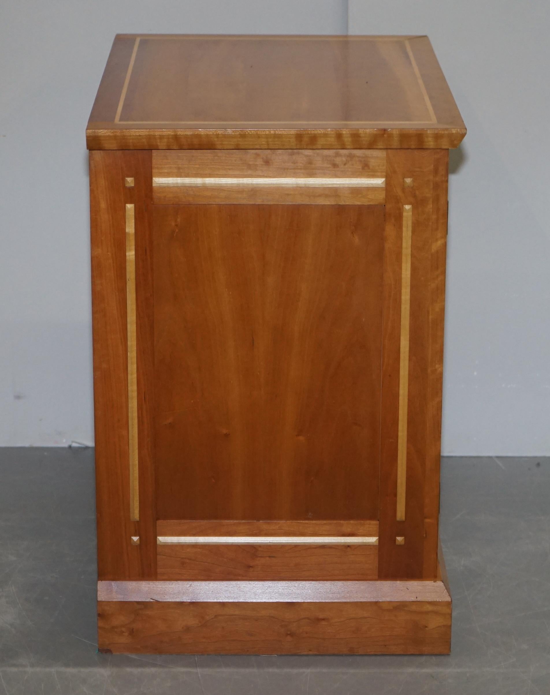 Lovely David Linley Attributed Walnut & Satinwood Cupboard with Sliding Drawers 7