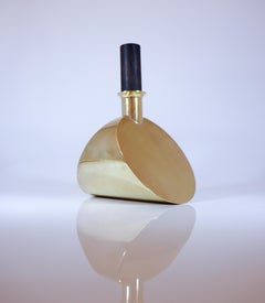Bellissimo decanter "Vicke", ottone e legno, Pierre Forsell, Skultuna