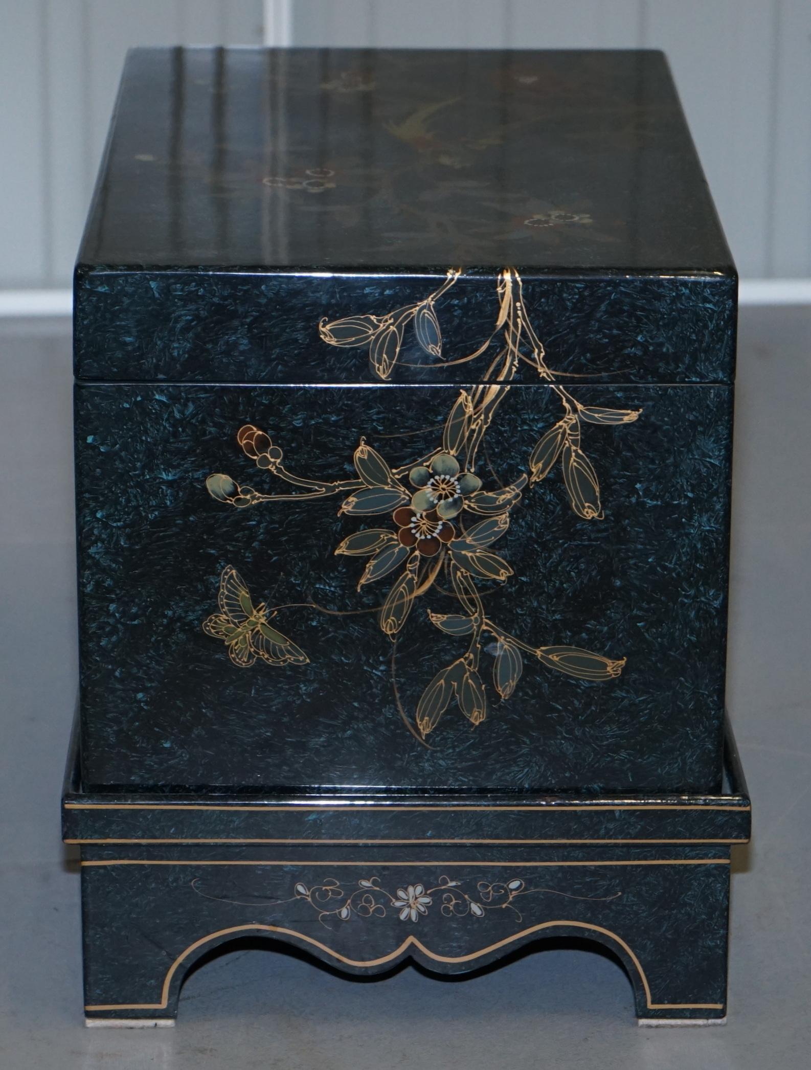 Lovely Decorative Chinese Chinoiserie Style Painted Trunk or Blanket Chest Box 6