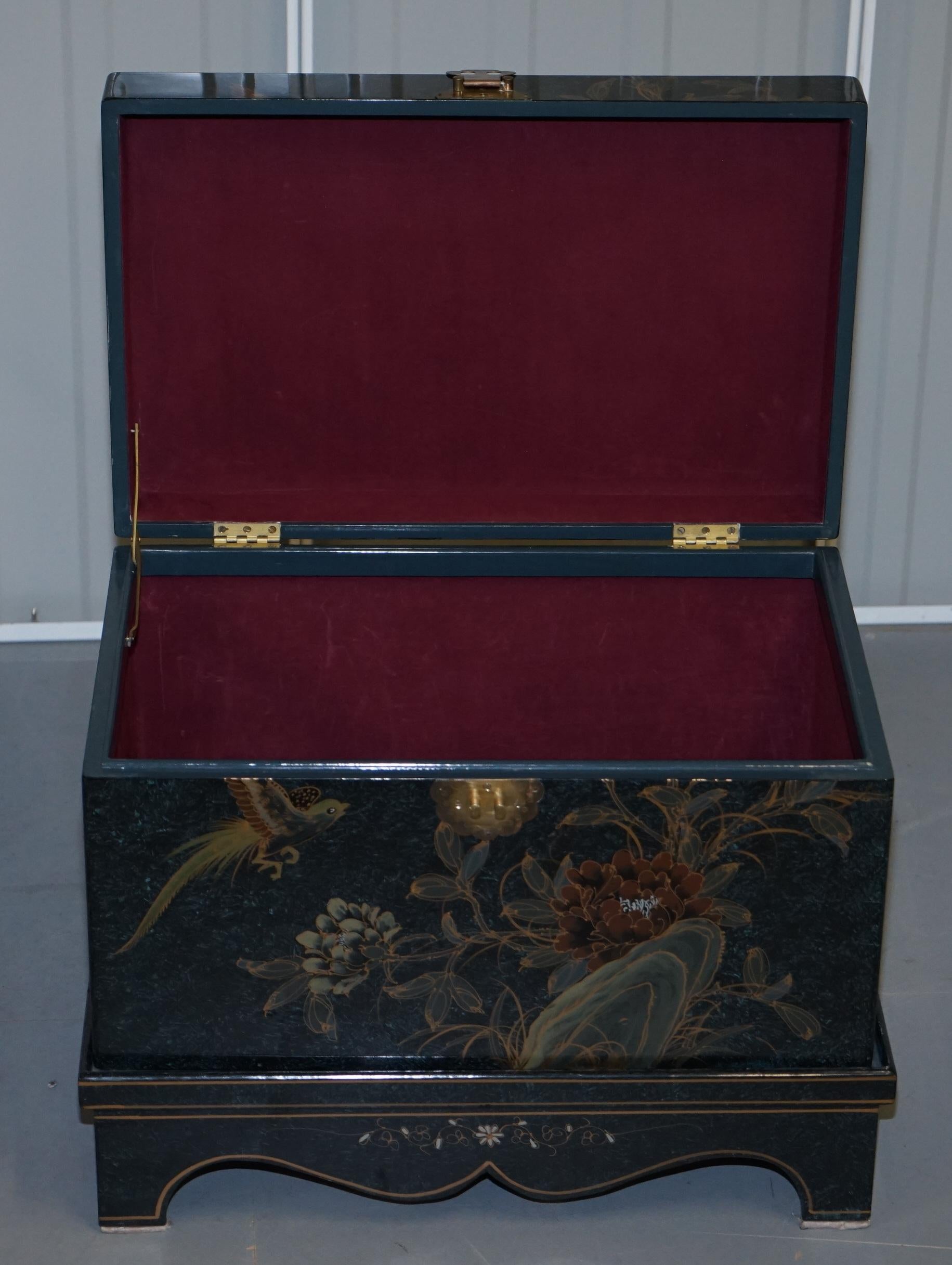 Lovely Decorative Chinese Chinoiserie Style Painted Trunk or Blanket Chest Box 11