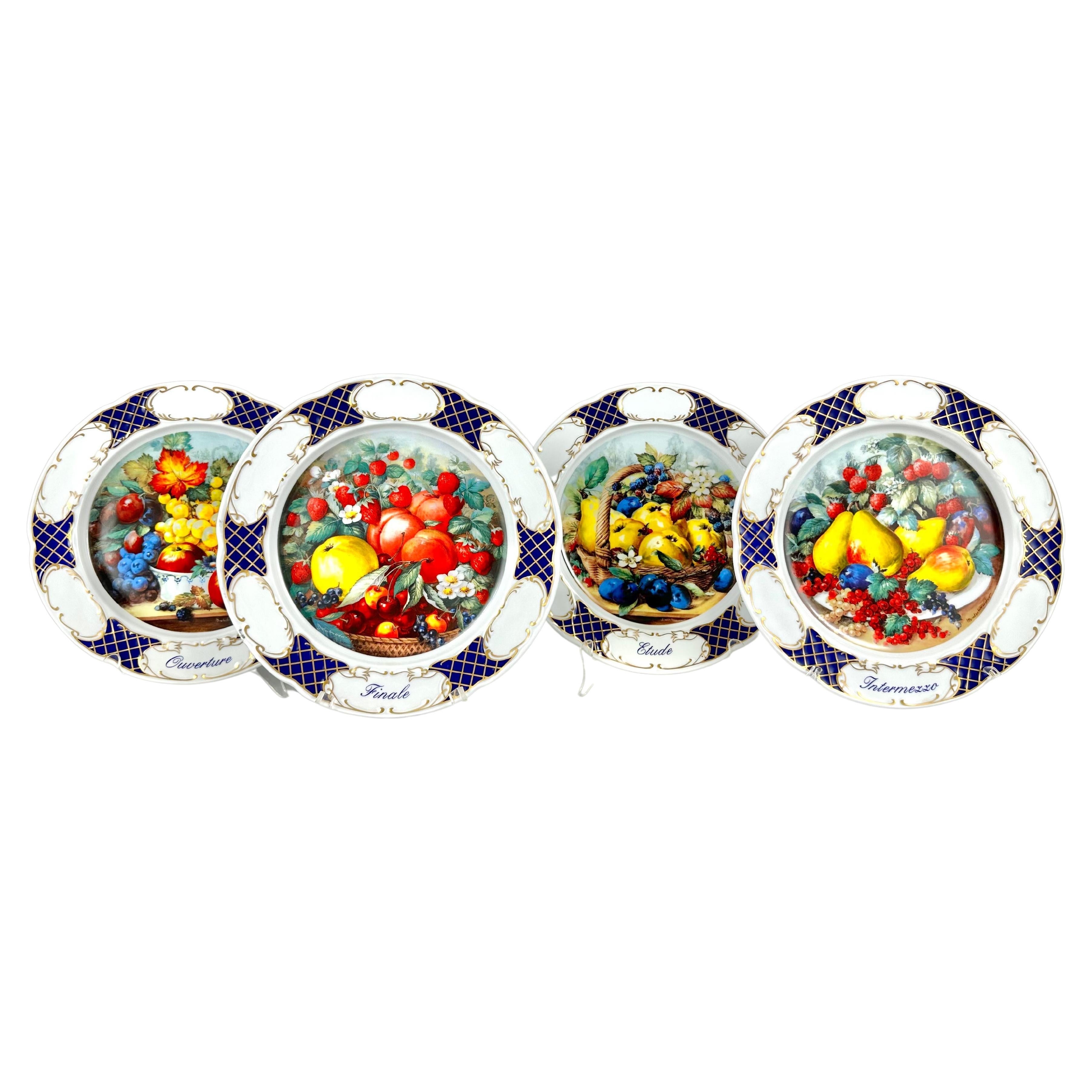 Lovely Decorative Plates Colorful Fruits on Porcelain Set 4 Schirnding Bavaria  For Sale