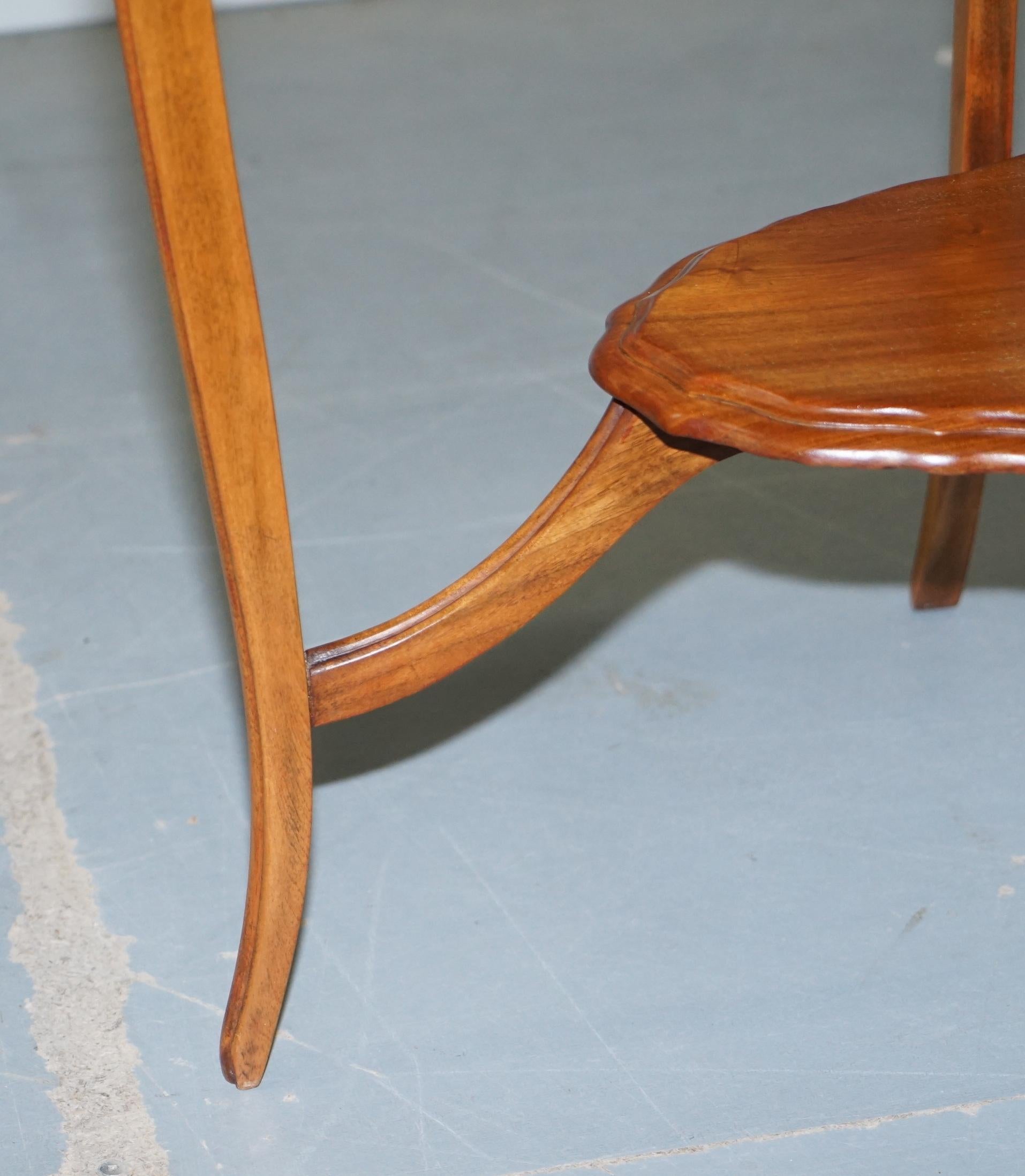 Lovely Decorative Satinwood Occasional Centre Table Scalloped Edge Ornate Legs For Sale 4