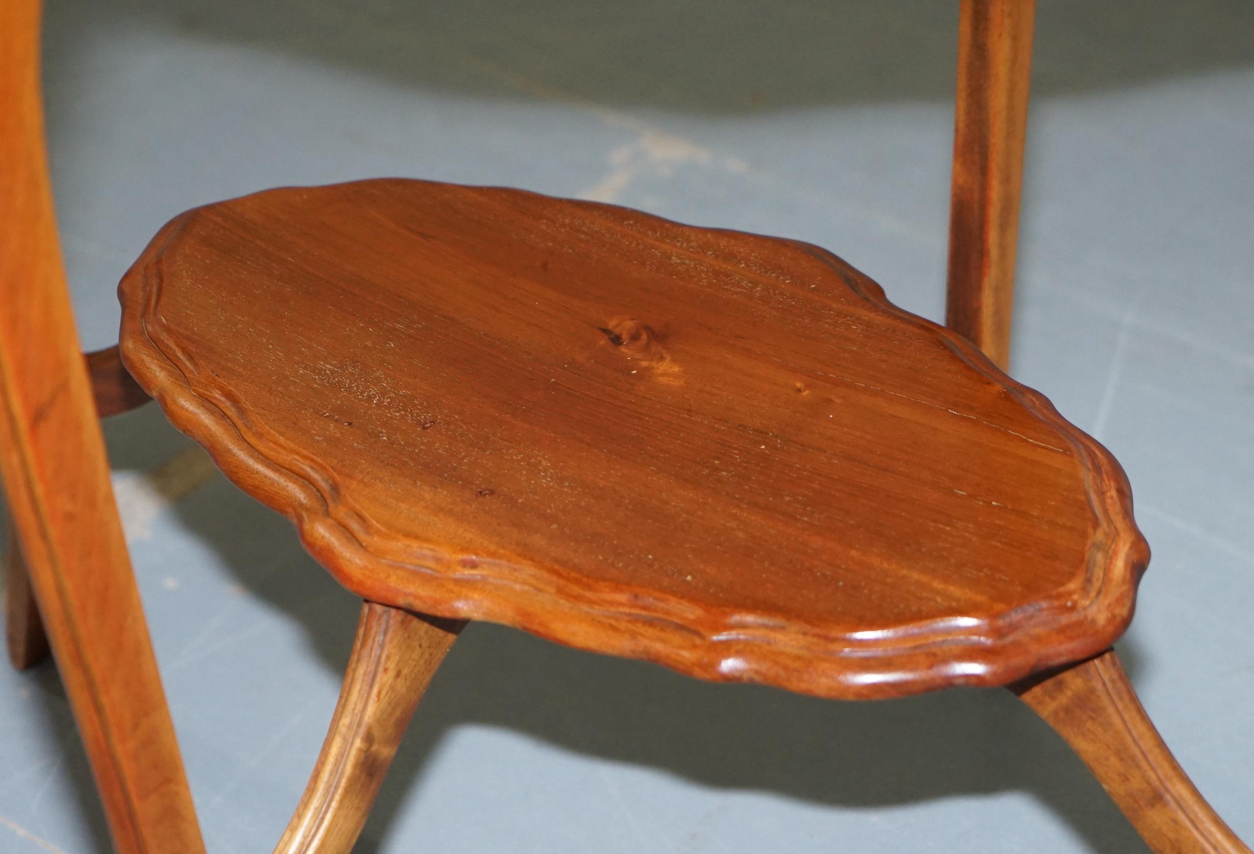 Lovely Decorative Satinwood Occasional Centre Table Scalloped Edge Ornate Legs For Sale 3