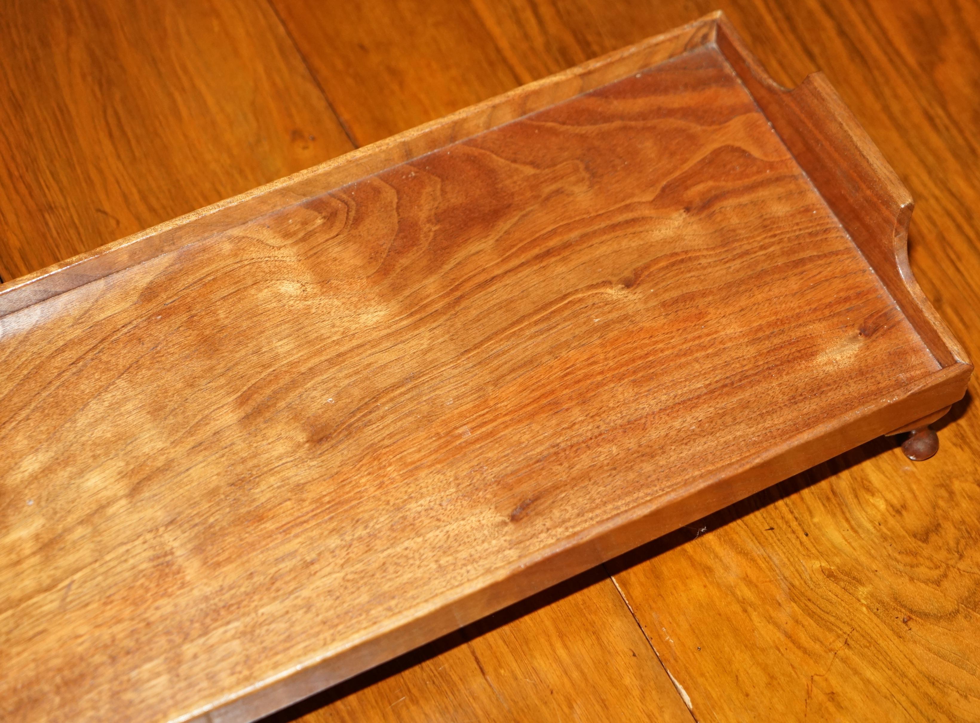 English Lovely Decorative Vintage Hardwood Small Serving Tray with Tiny Cabriole Legs For Sale