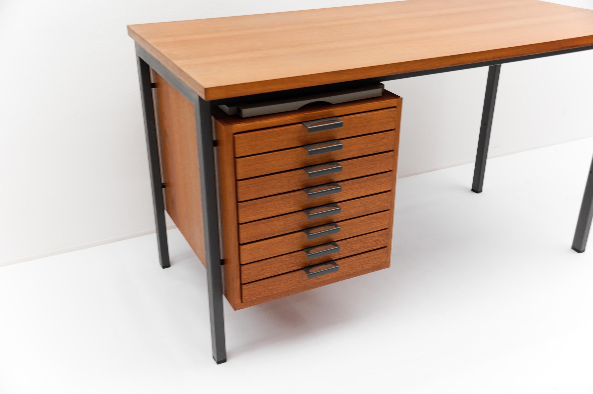 Metal Lovely Desk by Herbert Hirche for Holzäpfel, Germany, 1960s For Sale