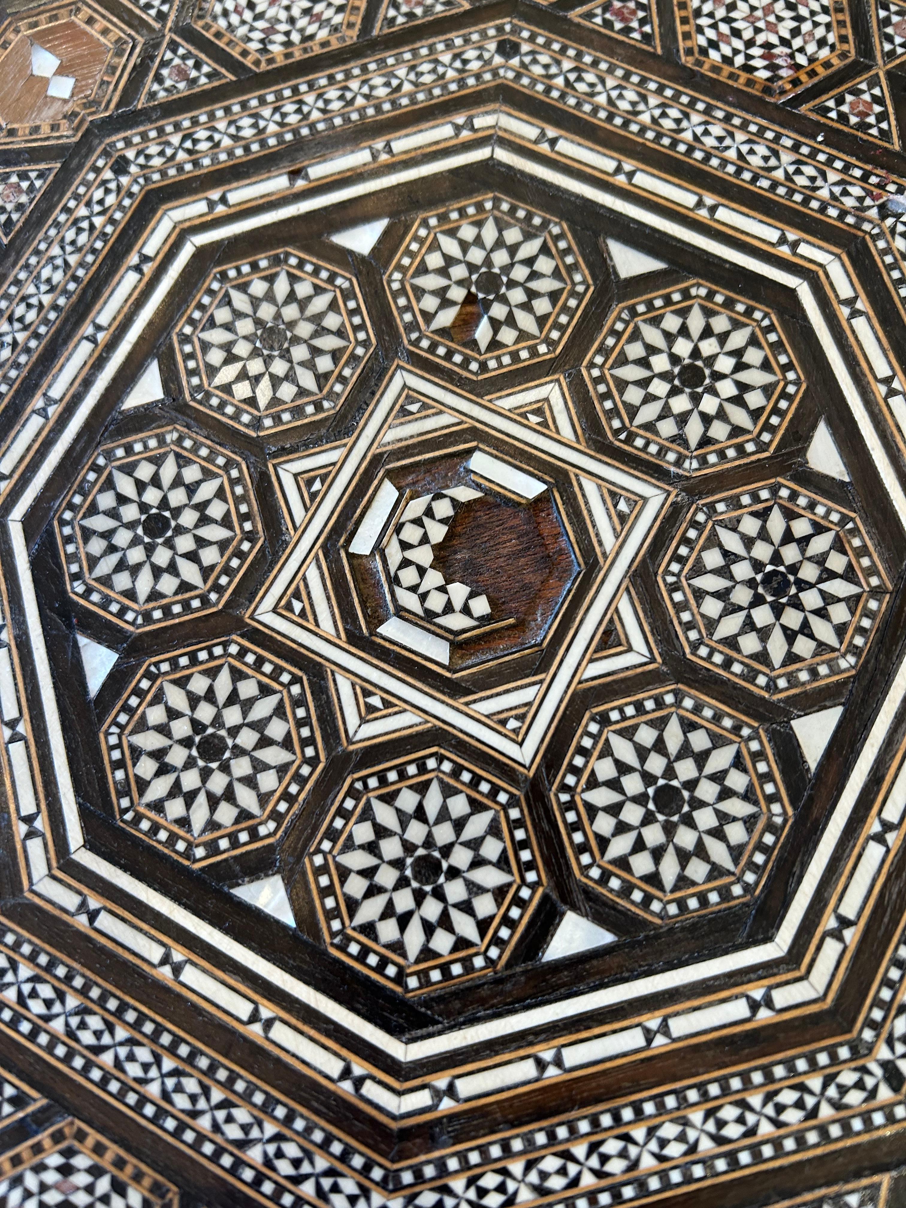 Anglo-Indian Lovely Diminutive Octagonal Inlaid Moroccan Martini Table For Sale
