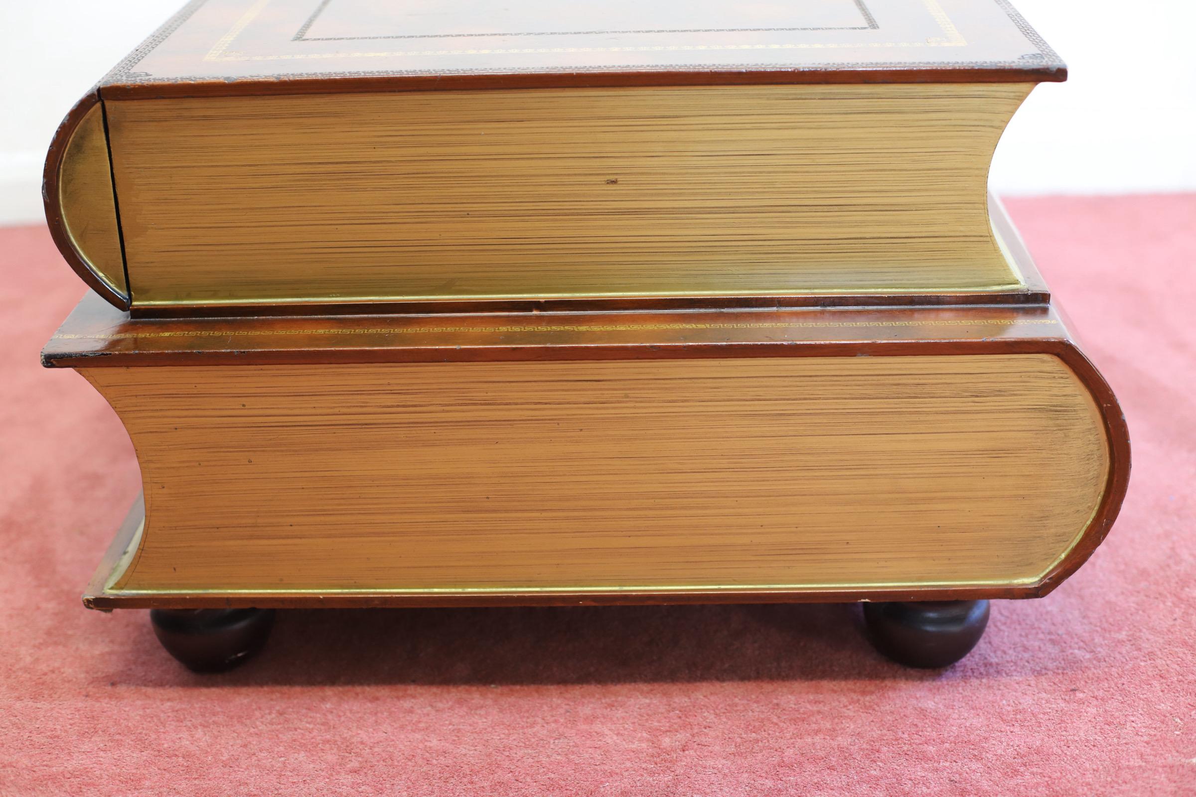 Lovely Double Book Coffee Table en vente 5