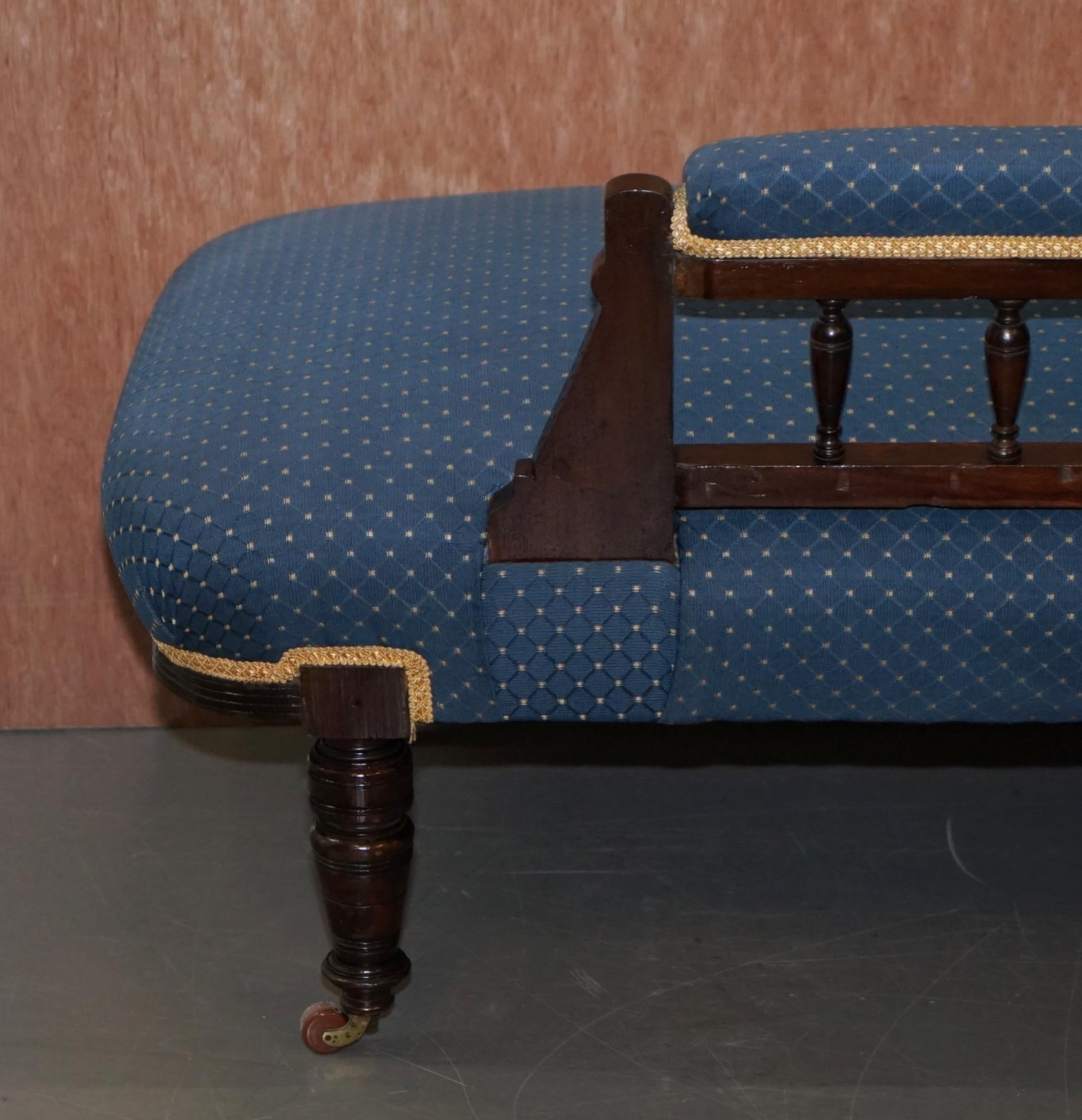 Lovely Early Victorian Carved Hardwood Chaise Lounge Regency Blue Upholstery 5