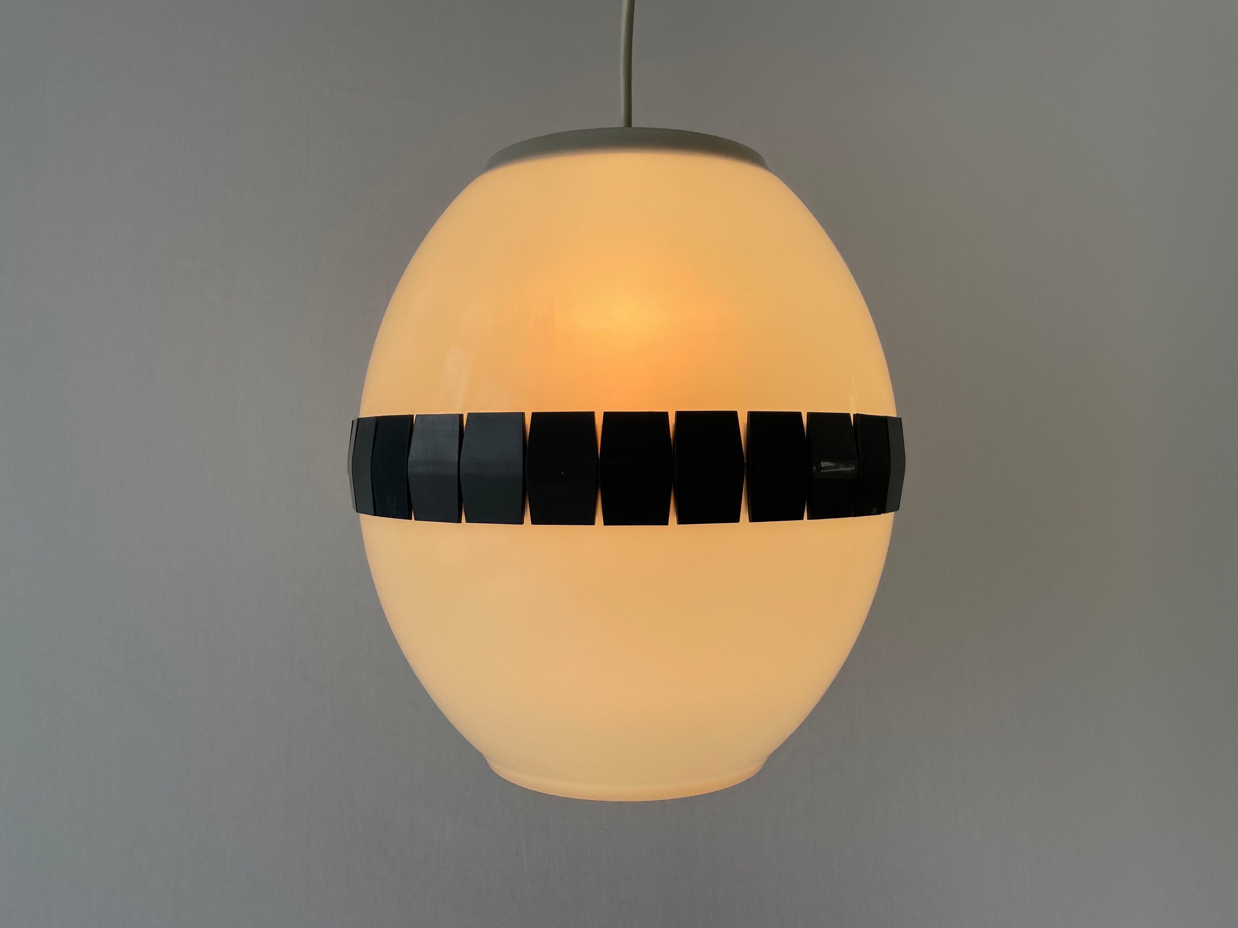 Lovely Egg-shaped Plexiglass Ceiling Lamp, 1960s, Italy For Sale 4