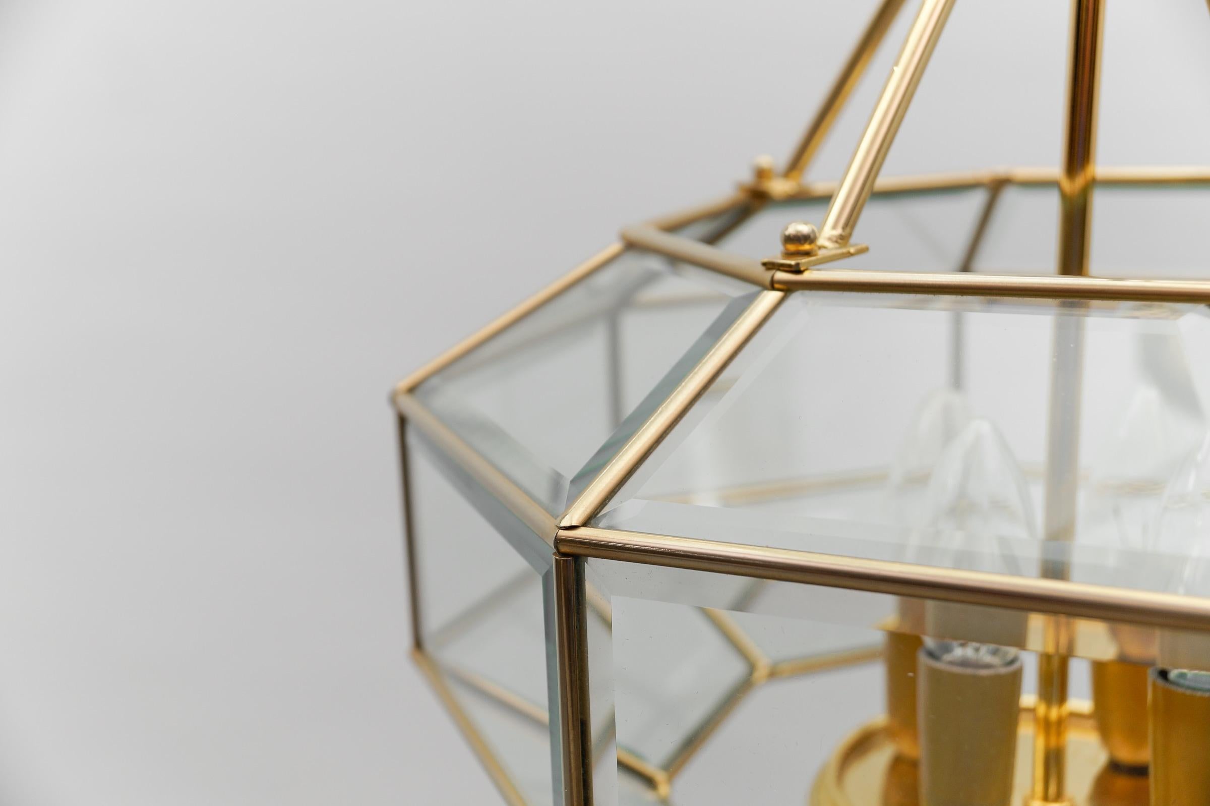 Wunderschöne elegante Hängeleuchte aus geschliffenem Glas, Italien 1960er im Angebot 9