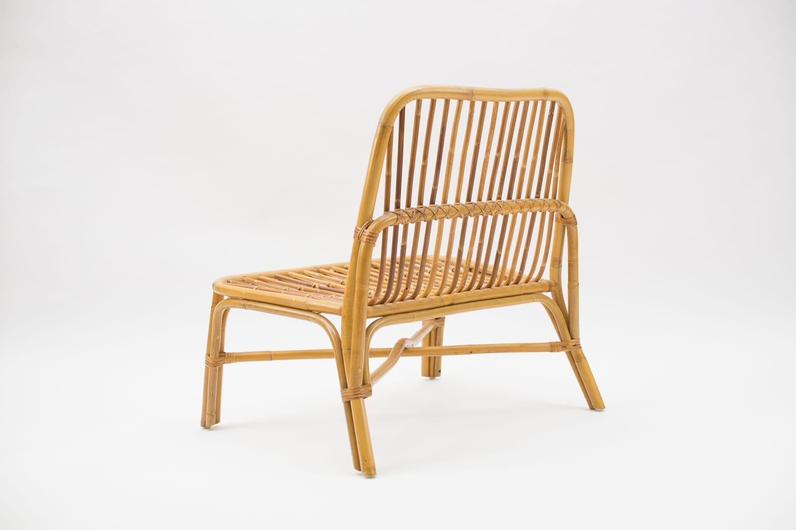 Ravissants et élégants fauteuils italiens en bambou et rotin, années 1950, lot de 2 en vente 4