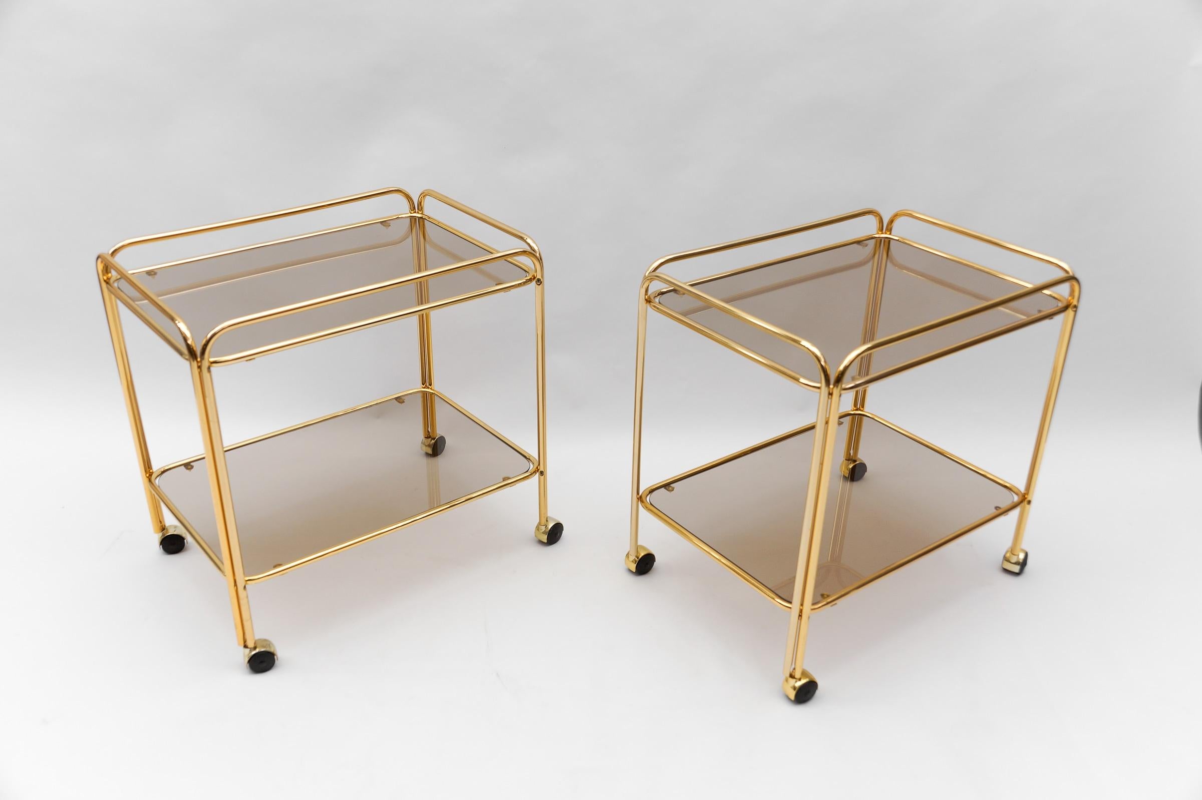 French  Lovely Elegant Mid-Century Modern Brass Bar Cart, 1960s, France For Sale
