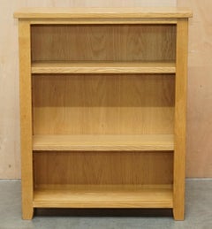 LOVELY ENGLiSH DRAWRF OPEN LIBRARY BOOKCASE IN SOLID LIGHT OAK