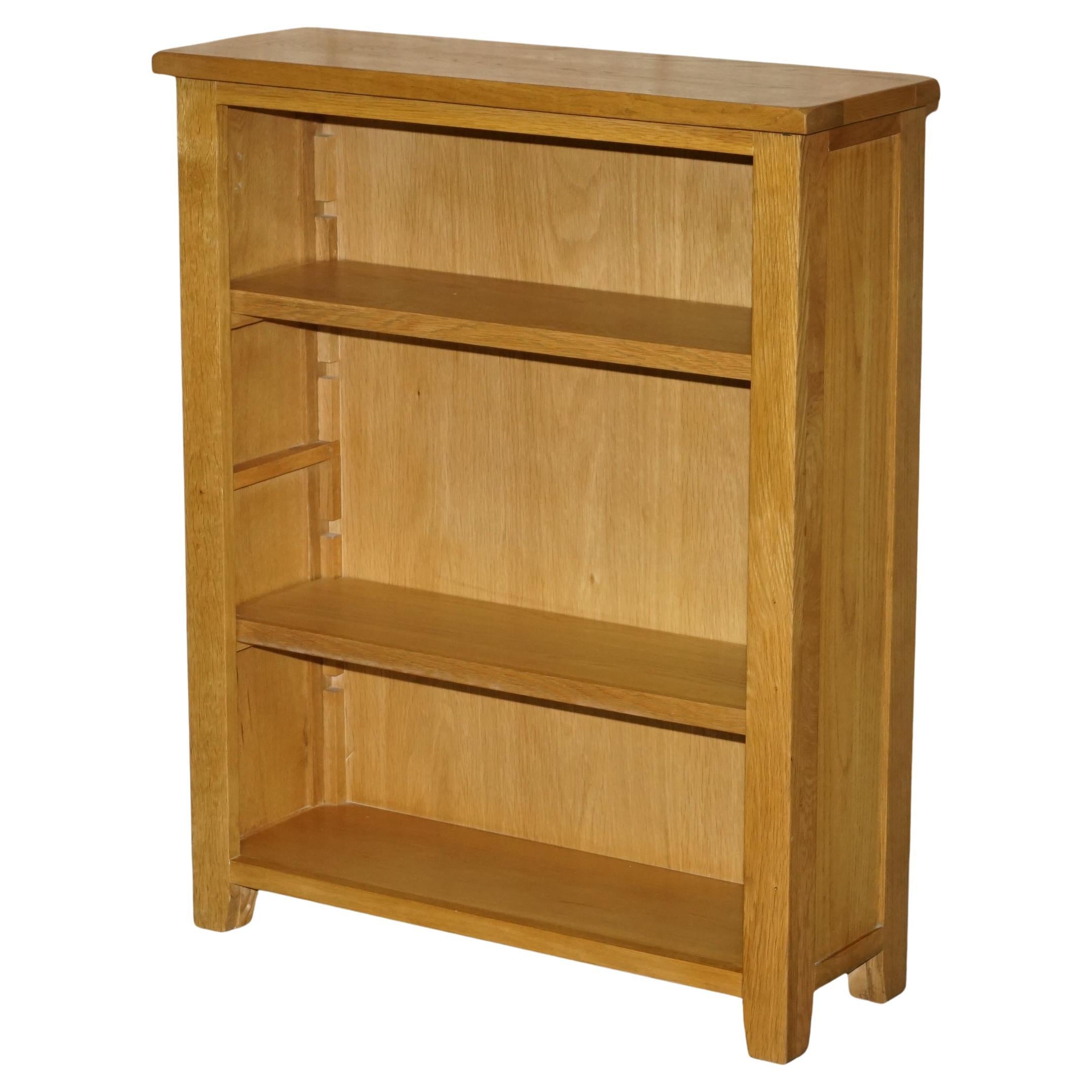 LOVELY ENGLiSH DRAWRF OPEN LIBRARY BOOKCASE IN SOLID LIGHT OAK For Sale