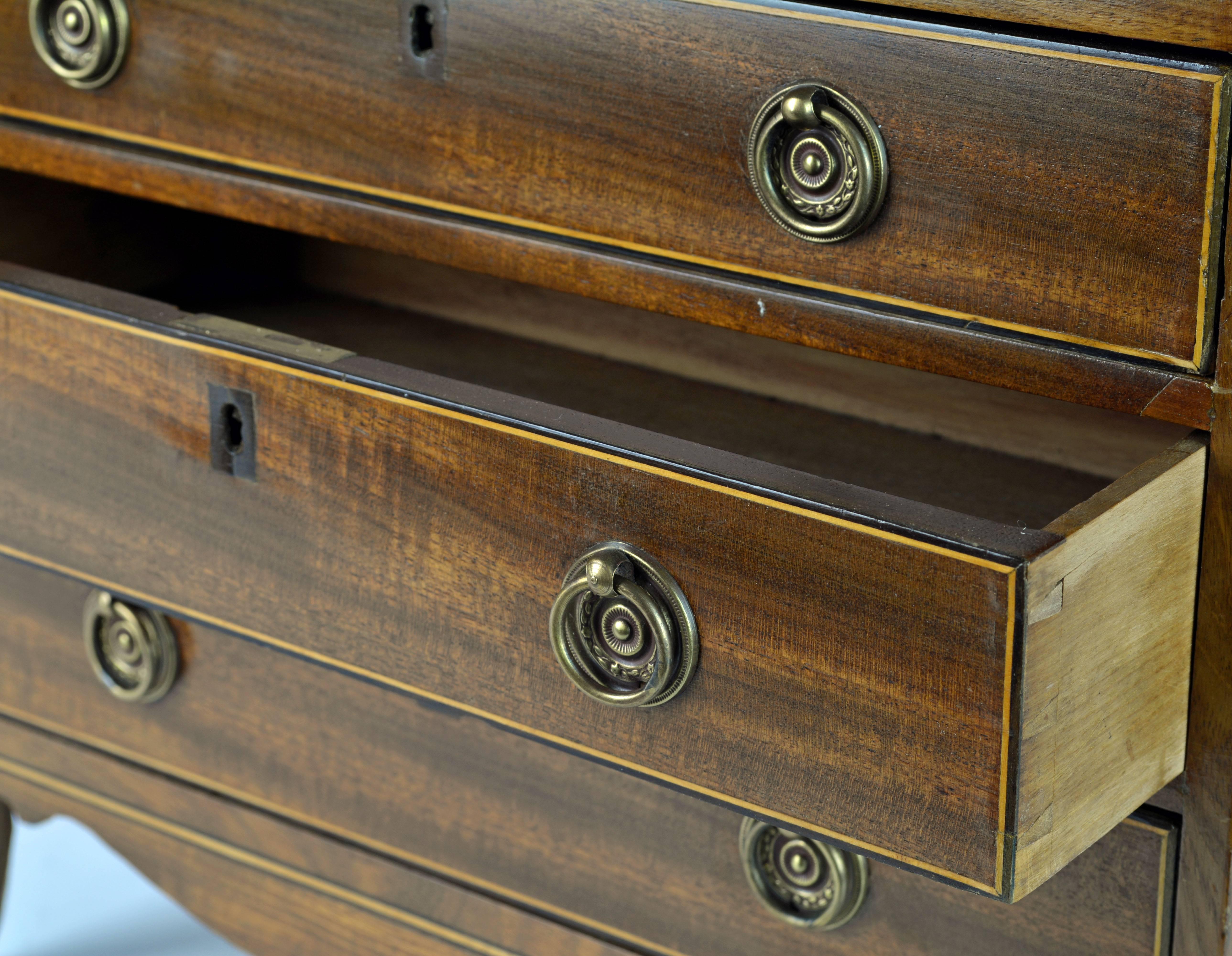19th Century Lovely English George III Mahogany Miniature Chest of Drawers or Jewelry Chest