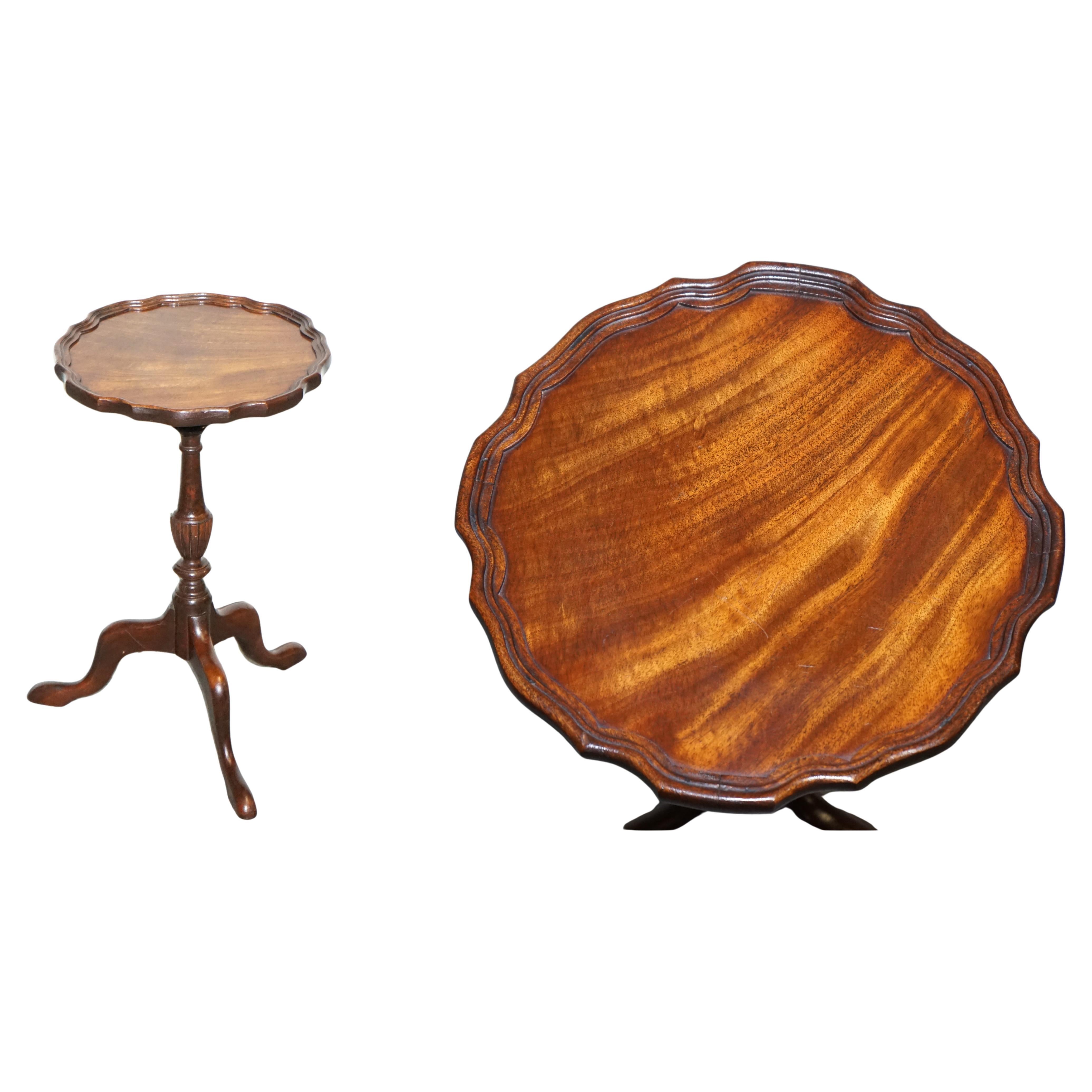 LOVELY  FLAMED HARDWOOD PIECRUST TOP SIDE END WINE TRiPOD TABLE