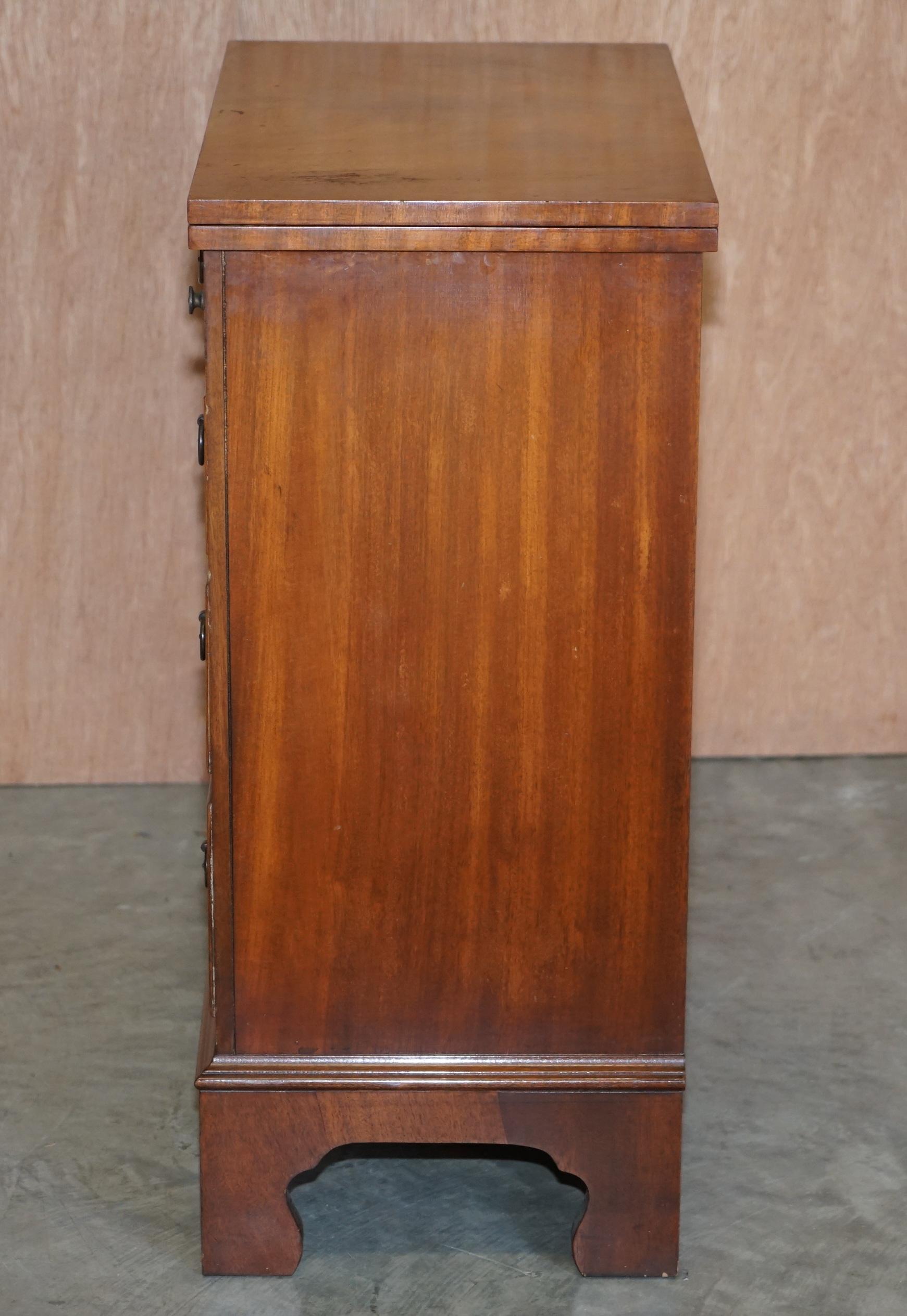 Lovely Flamed Hardwood Batchelors Chest of Drawers with Folding Butlers Shelf 1