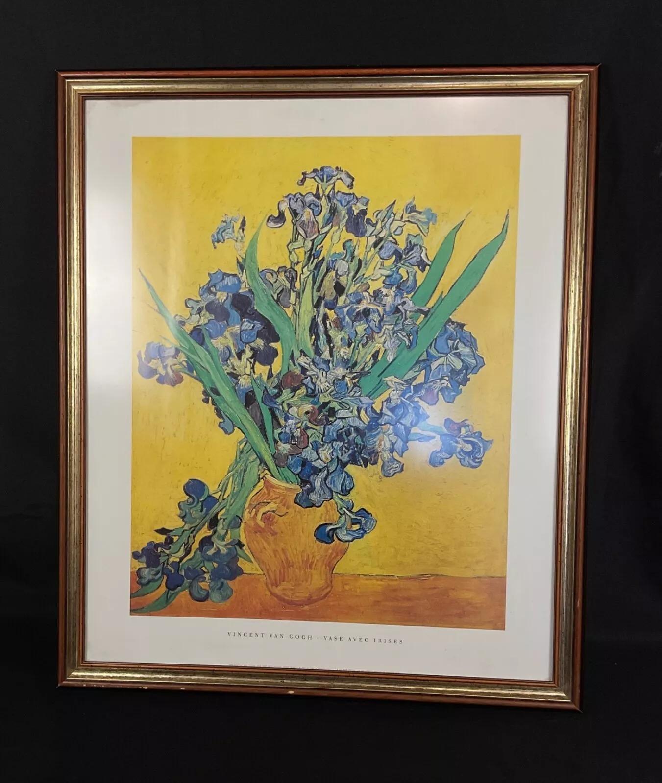 This charming framed reproduction of Vincent van Gogh’s renowned 