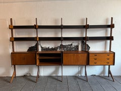 Graziosa parete attrezzata Ergo in teak di John Texmon per Blindheim Norway