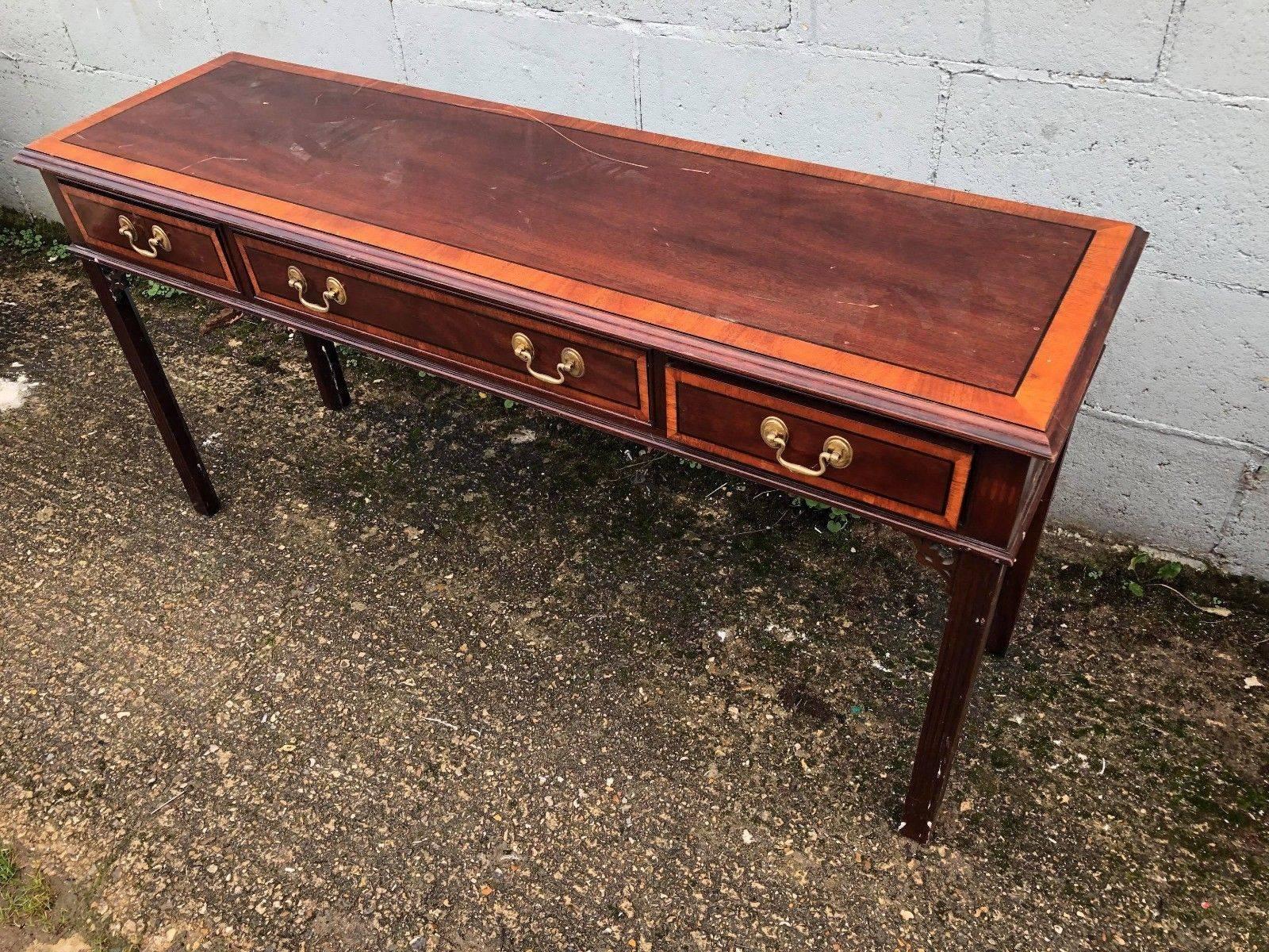 Lovely French Antique Console Table In Good Condition For Sale In Lingfield, West Sussex