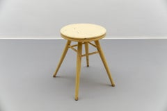 Schöner französischer Art-Déco-Arbeitshocker aus Holz, 1940er Jahre