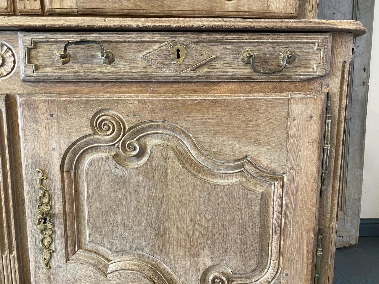 Lovely French Bleached Oak 18th Century Buffet 7