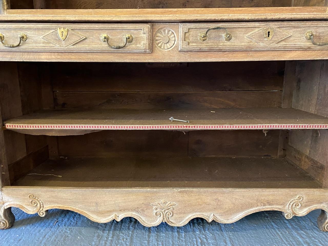 Lovely French Bleached Oak 18th Century Buffet 8