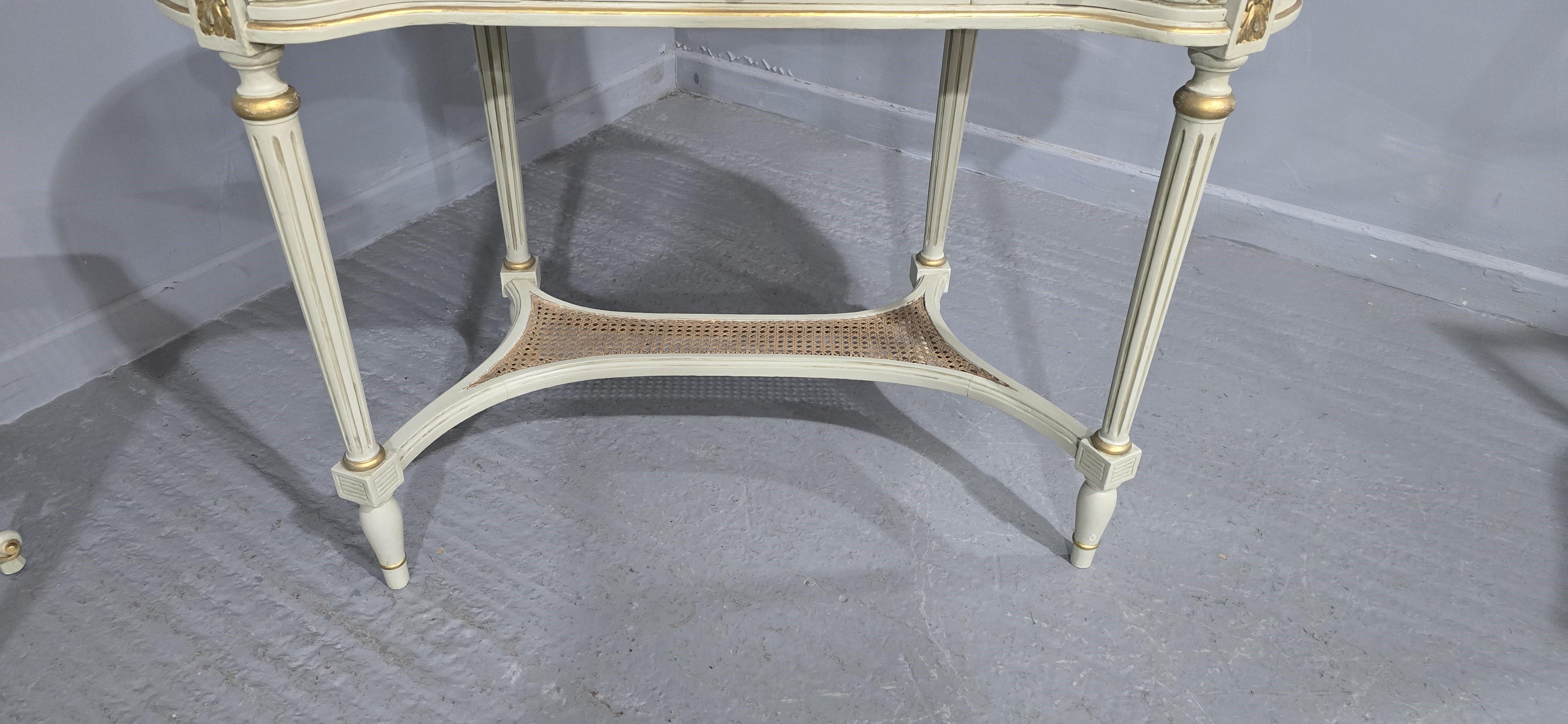 19th Century Lovely French Dressing Table For Sale