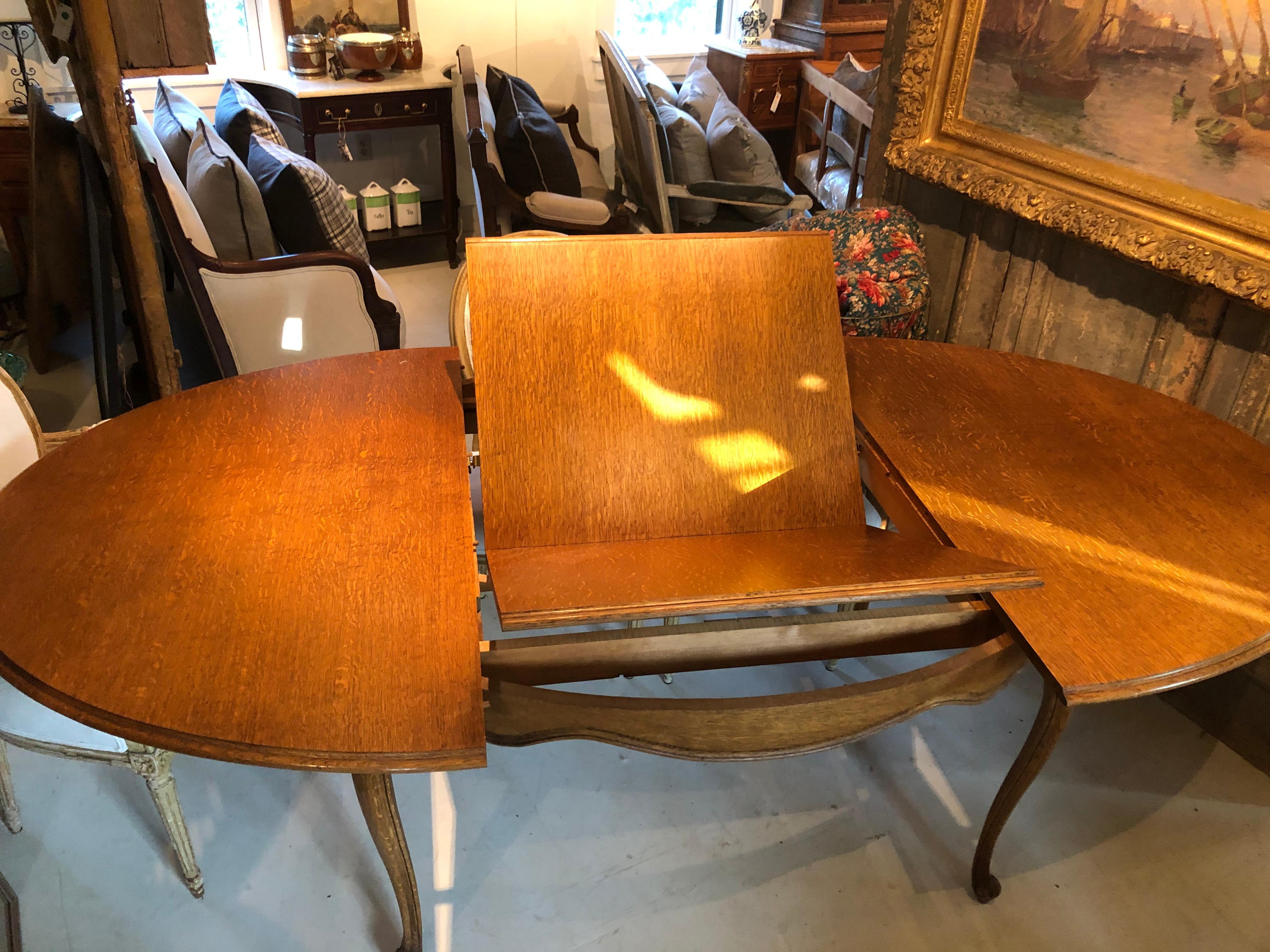 Lovely French Louis XV Style Oval Dining Table with Scalloped Apron 9