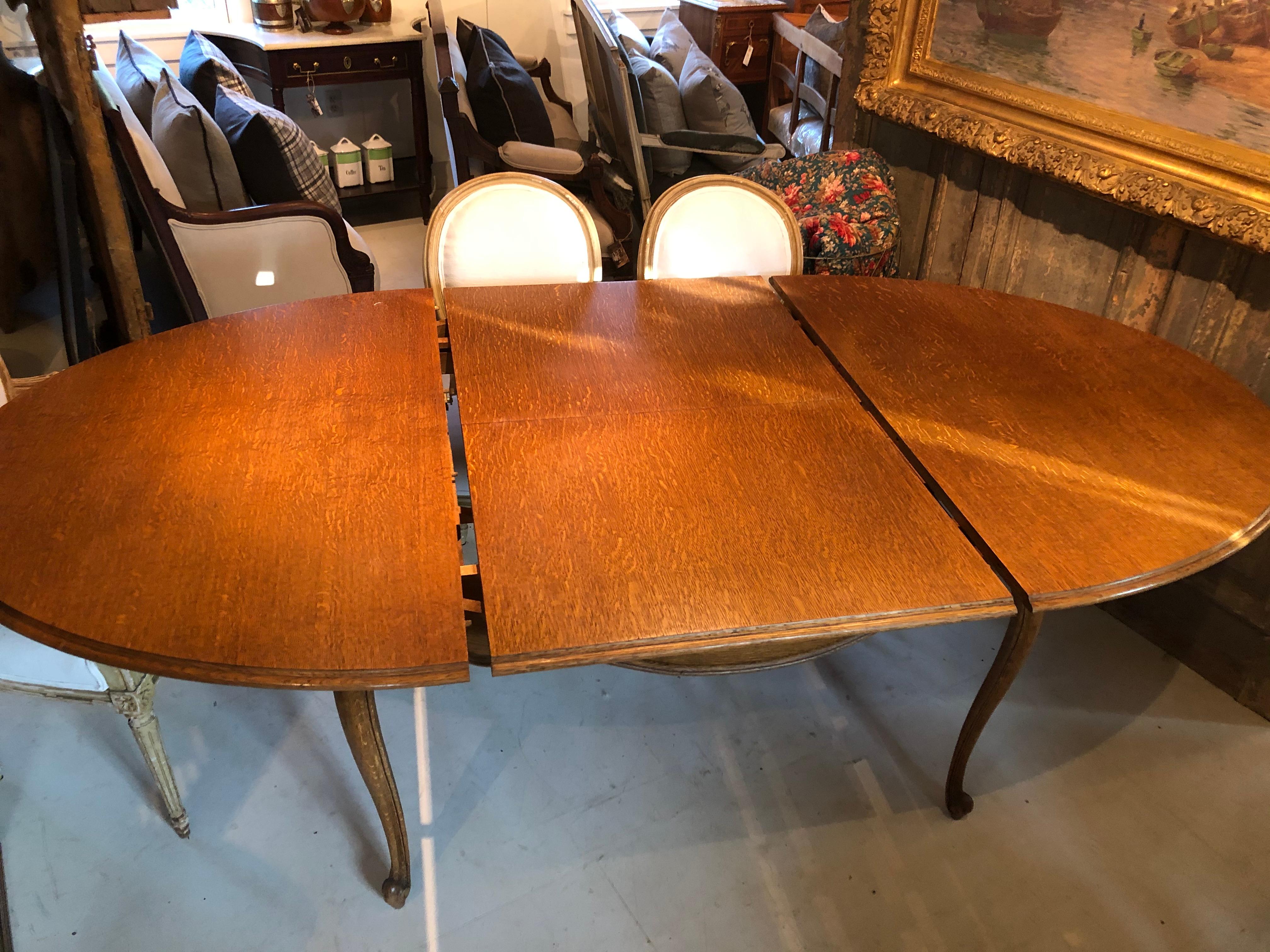 Lovely French Louis XV Style Oval Dining Table with Scalloped Apron 11