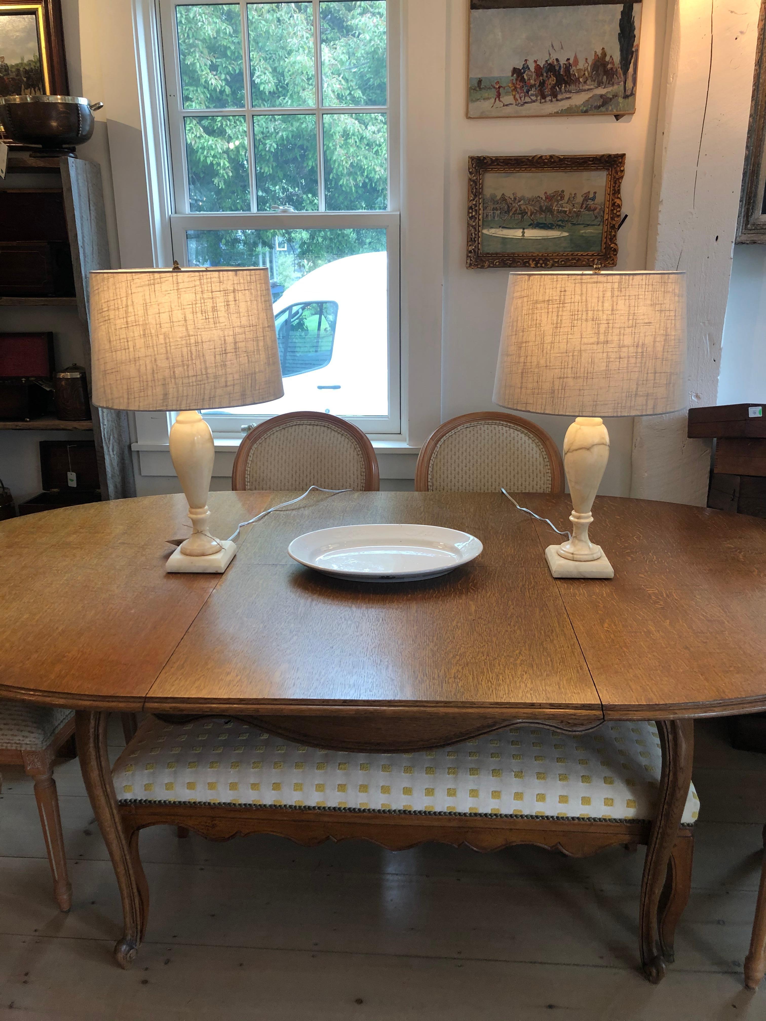 Lovely French Louis XV Style Oval Dining Table with Scalloped Apron 13