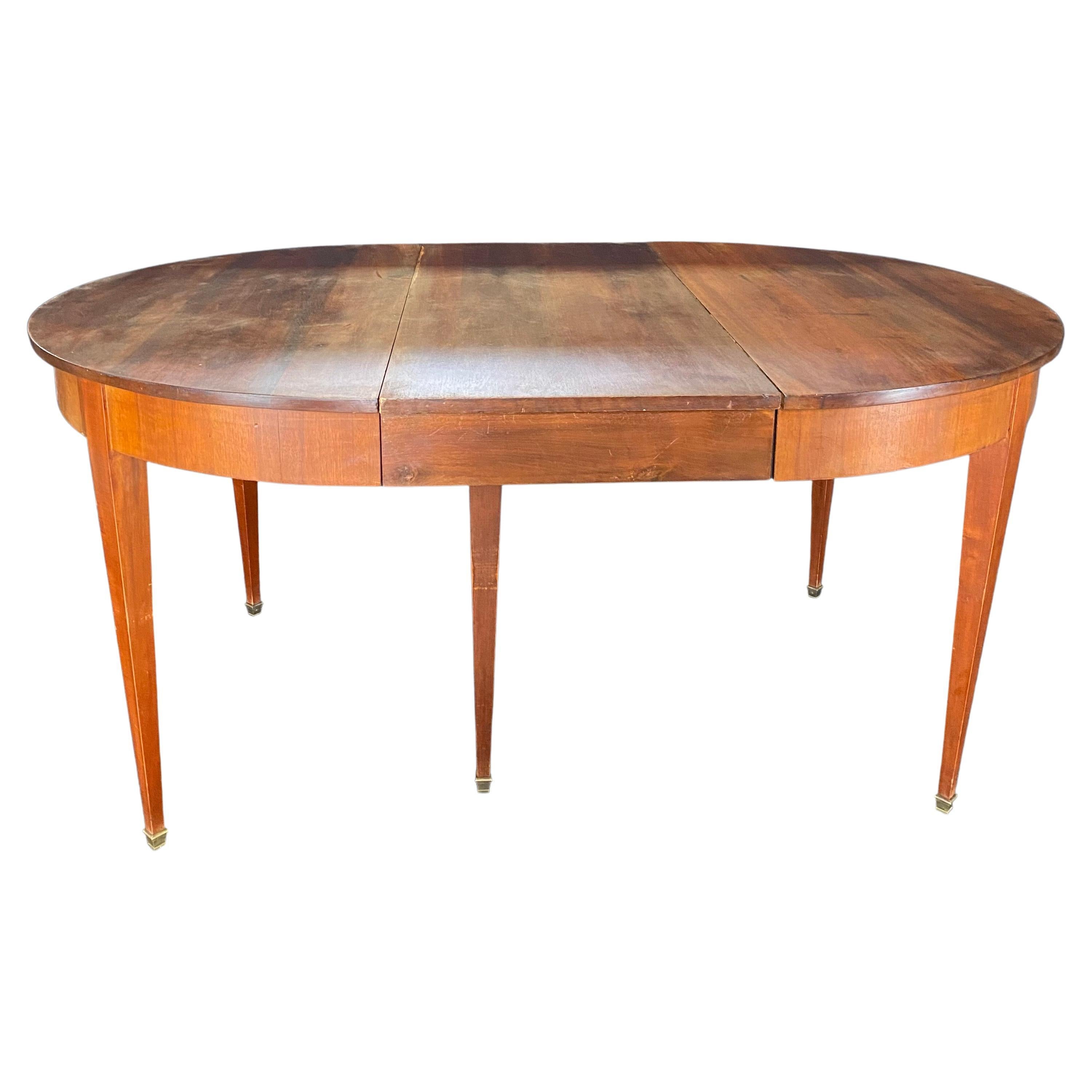 Lovely French Louis XVI Expandable Versatile Round or Oval Walnut Dining Table